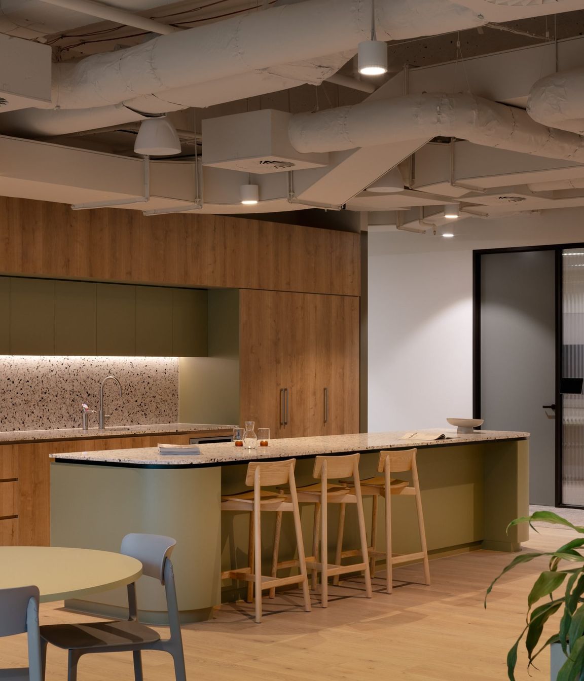 100queencollinsstreet1.jpg