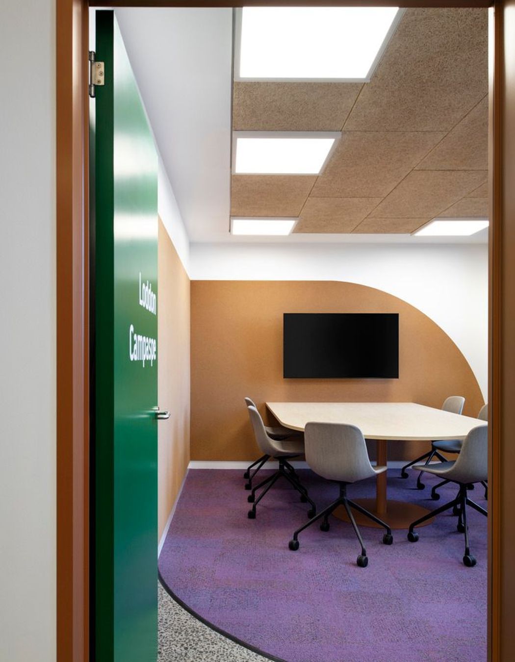 Photography: Nicole England