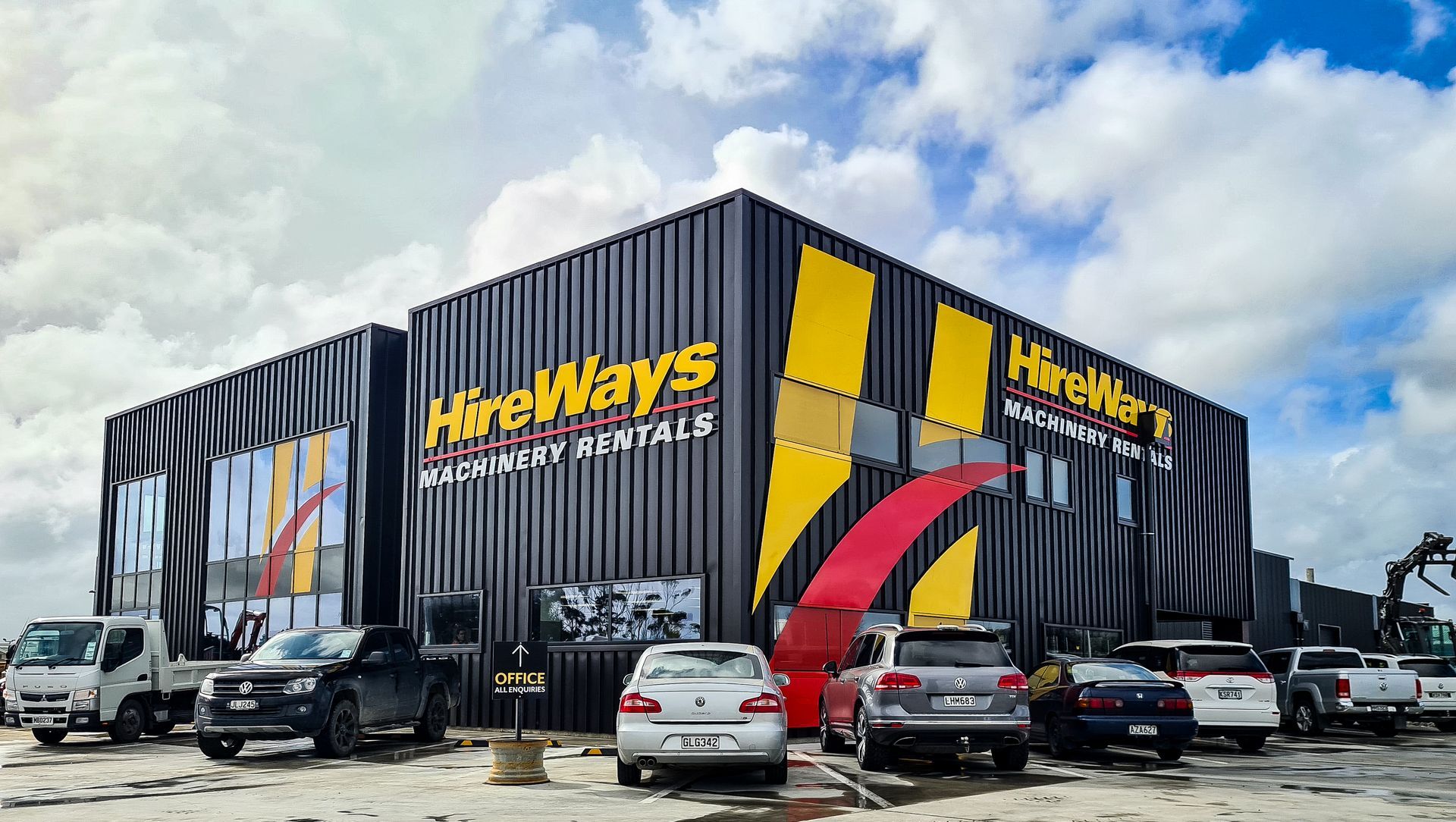 Hireways banner