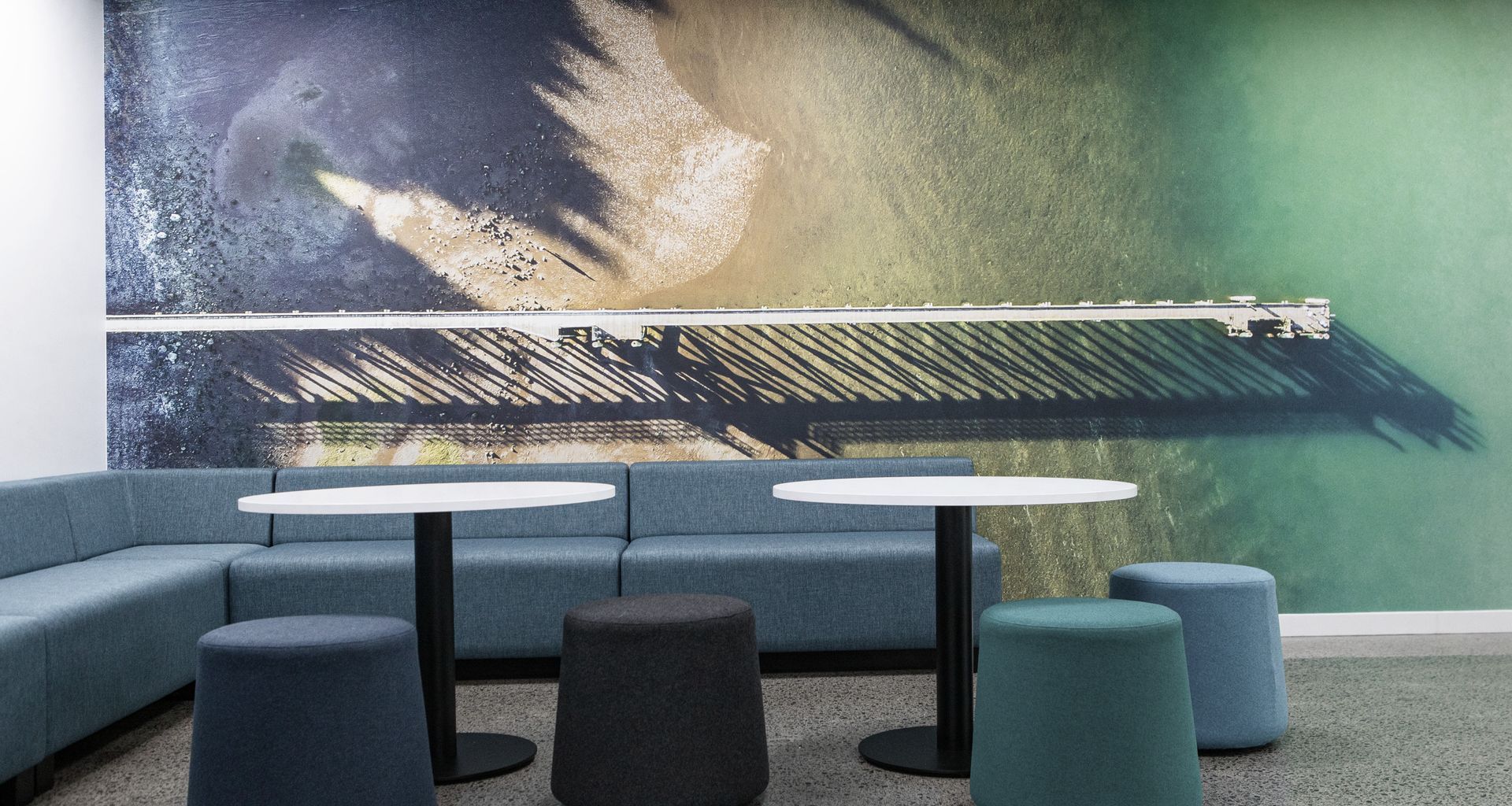 CAE / Merlot Aero Aviation Office banner