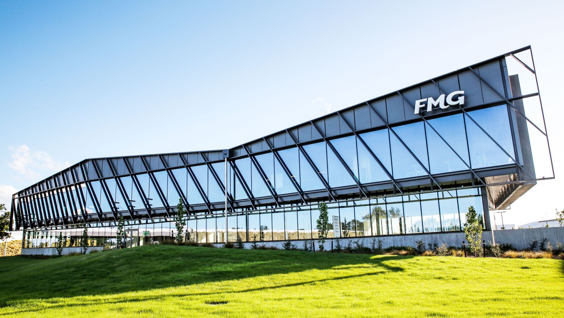 FMG Building banner