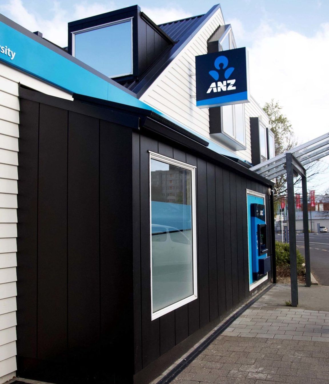ANZ