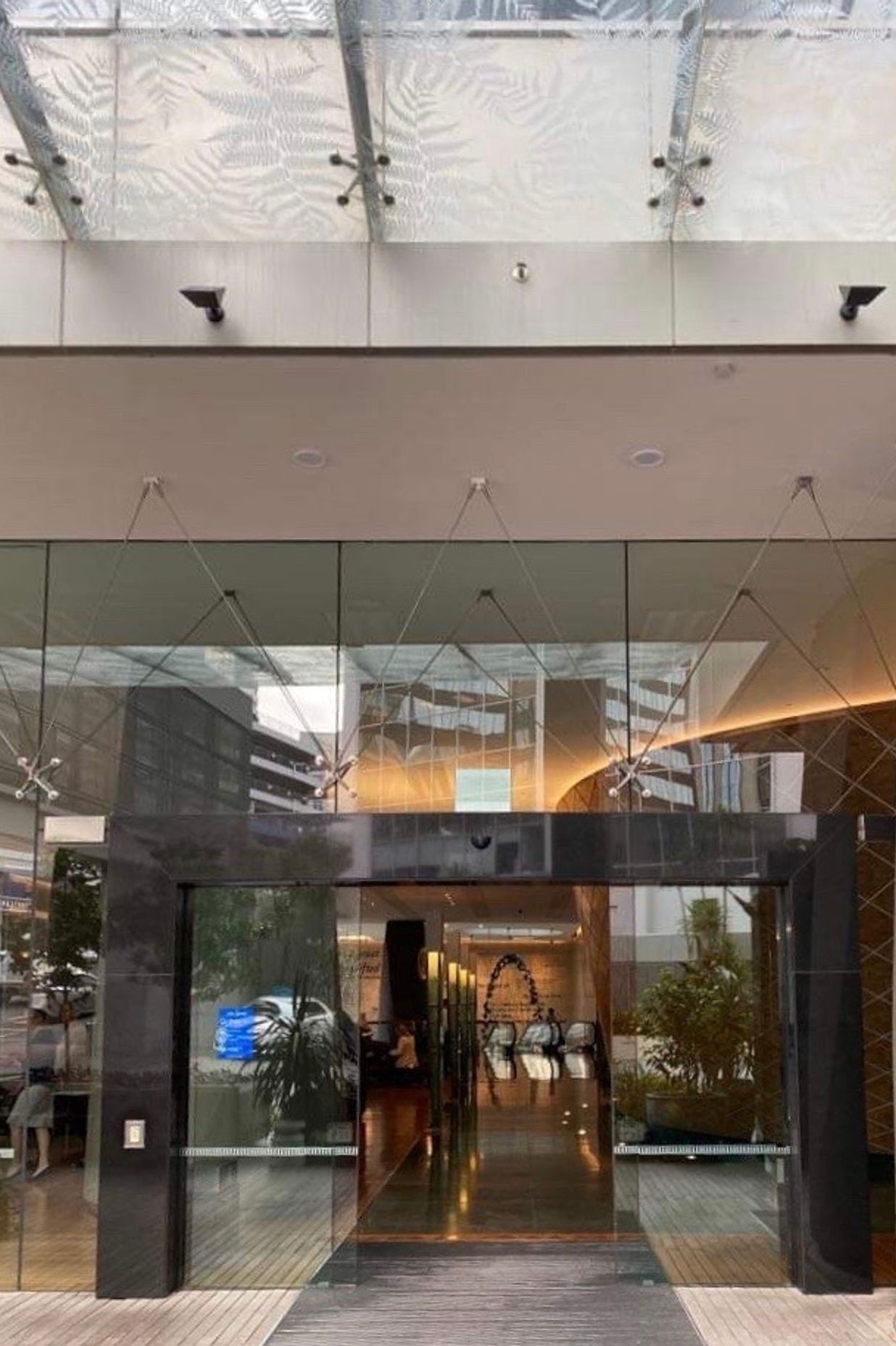 Vero Centre Reglaze