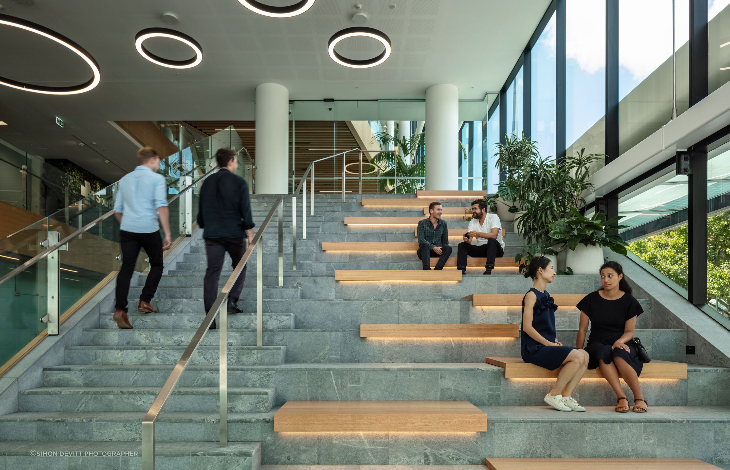 In keeping with the brief to create a series of open, collaborative spaces, the lobby stairs also act as an informal meeting space.