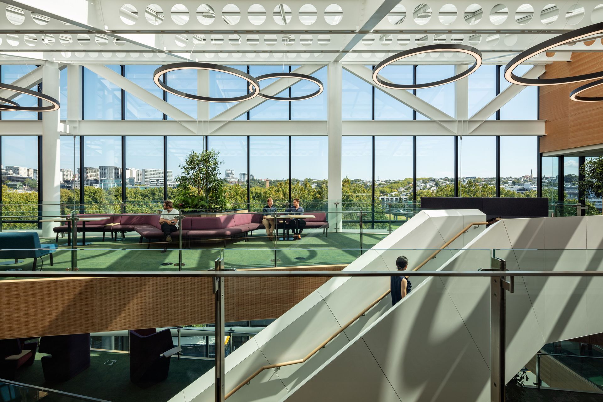 By positioning the atrium on the southern facade, the architects have created a highly flexible floorplate, which will allow future tenants to add inter-tenancy stairs if they wish to connect floors together.