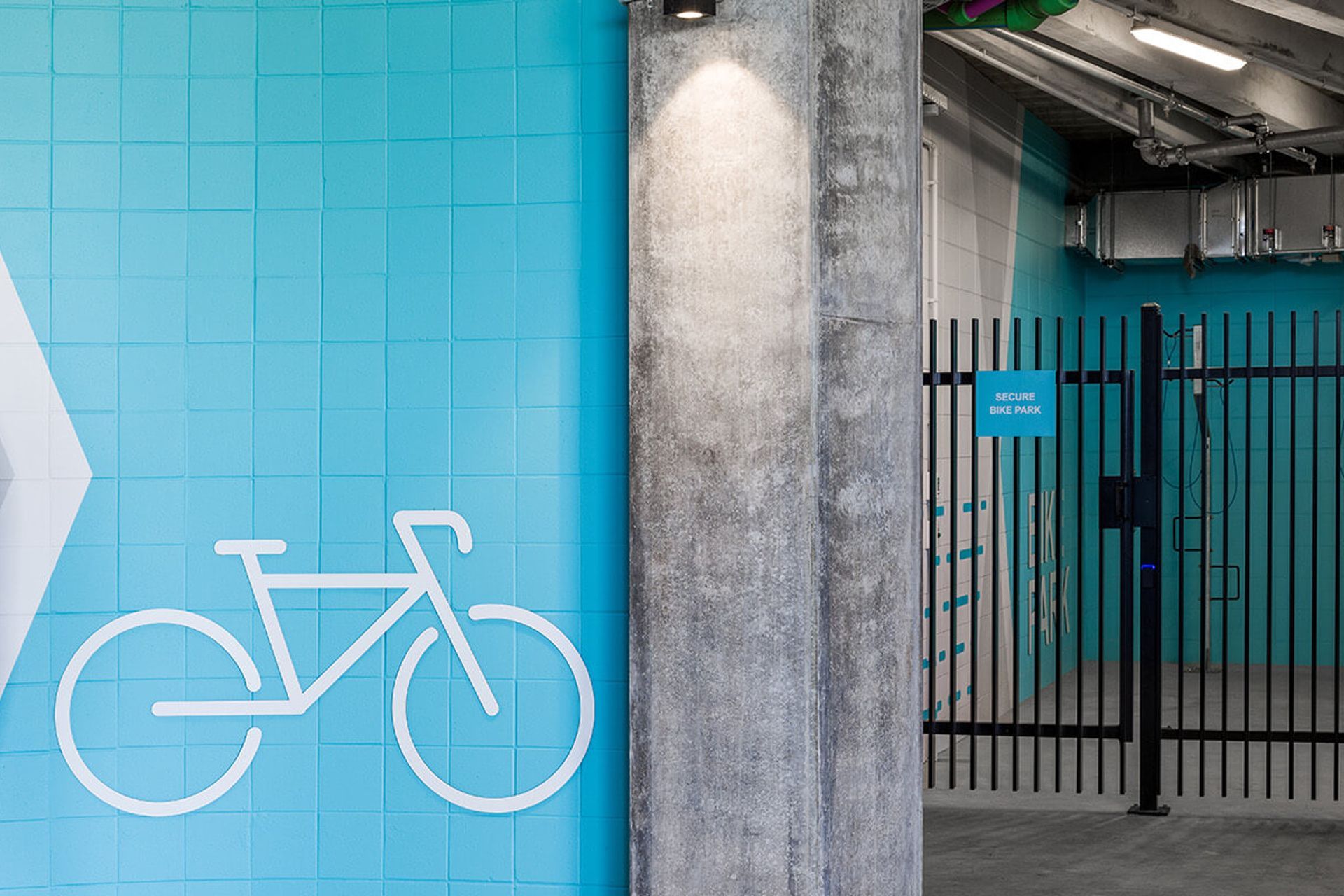 There are 48 end-of-trip bike racks and lockers available for tenants.
