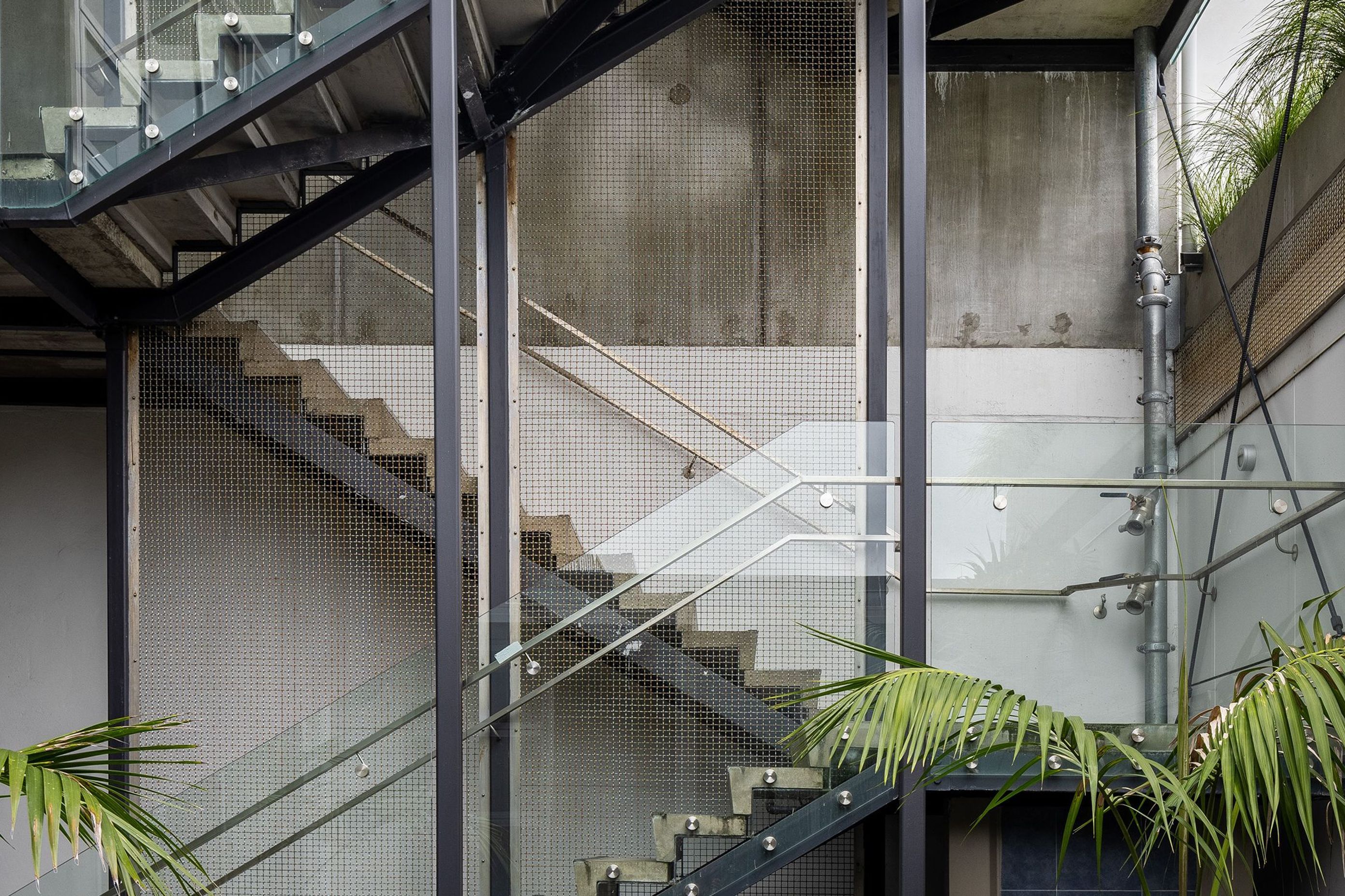 613-15-TEED-STREETCOURTYARD-STAIRSPaul-McCreadie-crop.jpg