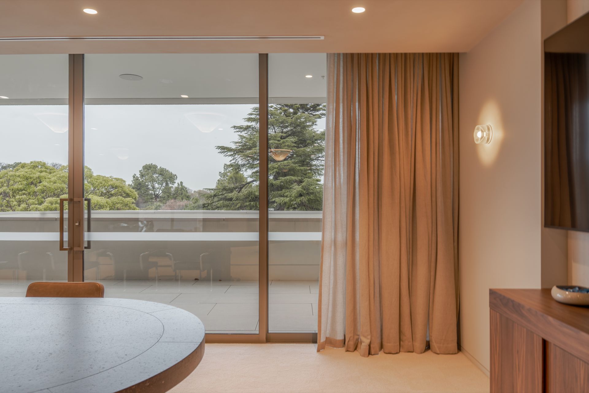 A7402406-HDR-ap-compressed.jpg