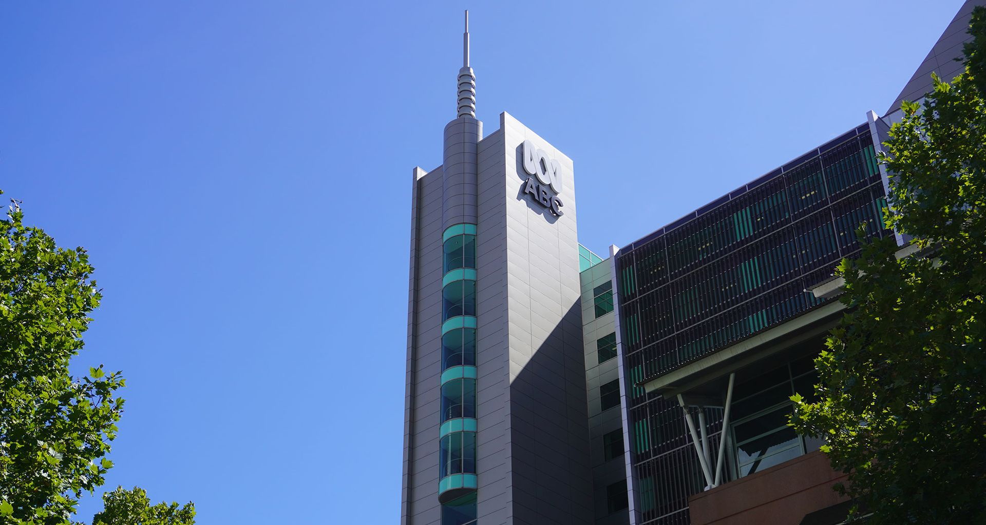 ABC - Ultimo banner
