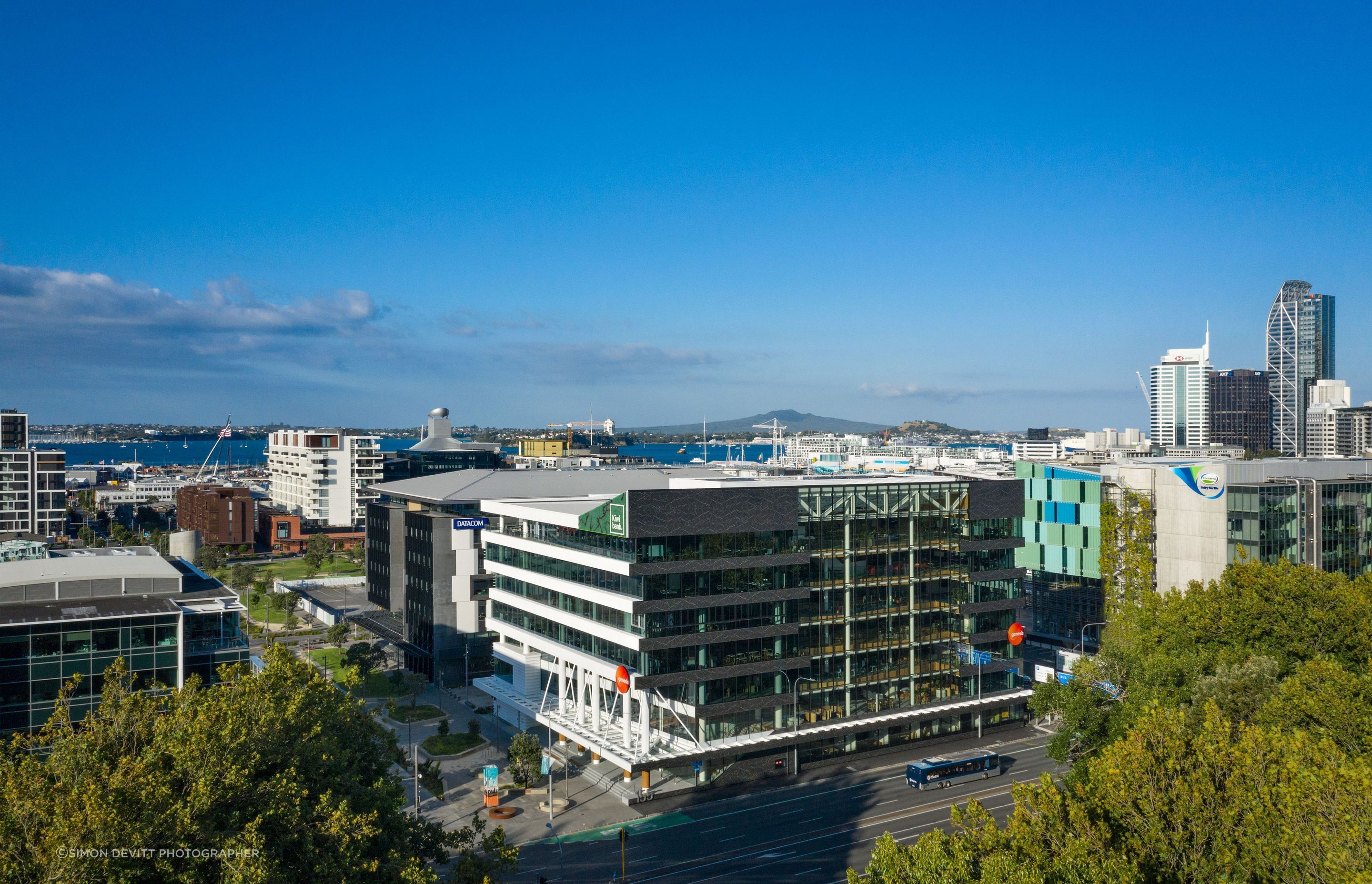 Sitting at the southern end of Daldy Street—which connects Wynyard Point to Victoria Park—Te Kupenga addresses one of the main entries to Auckland's revamped waterfront precinct.