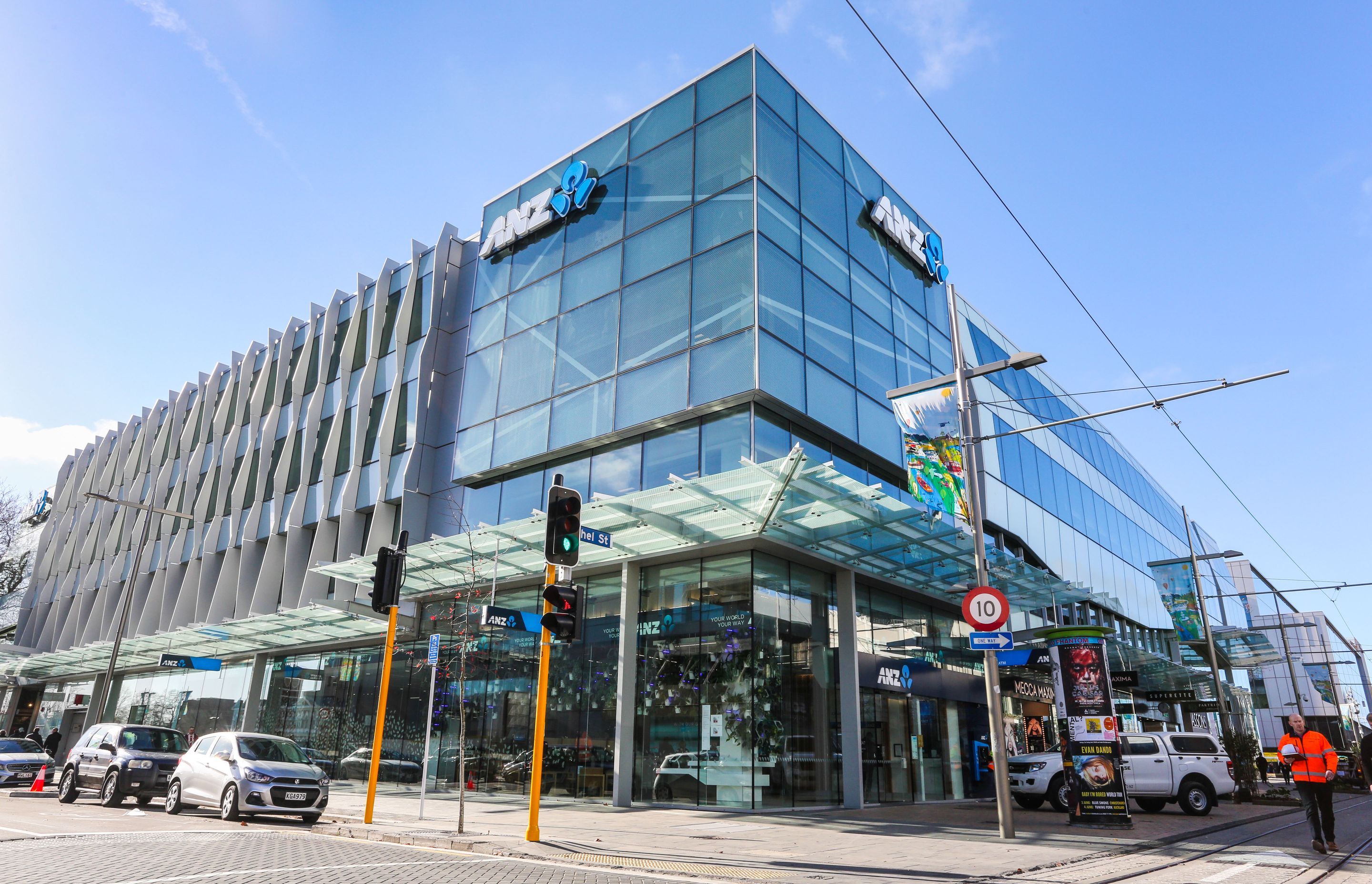 ANZ (Triangle Building)
