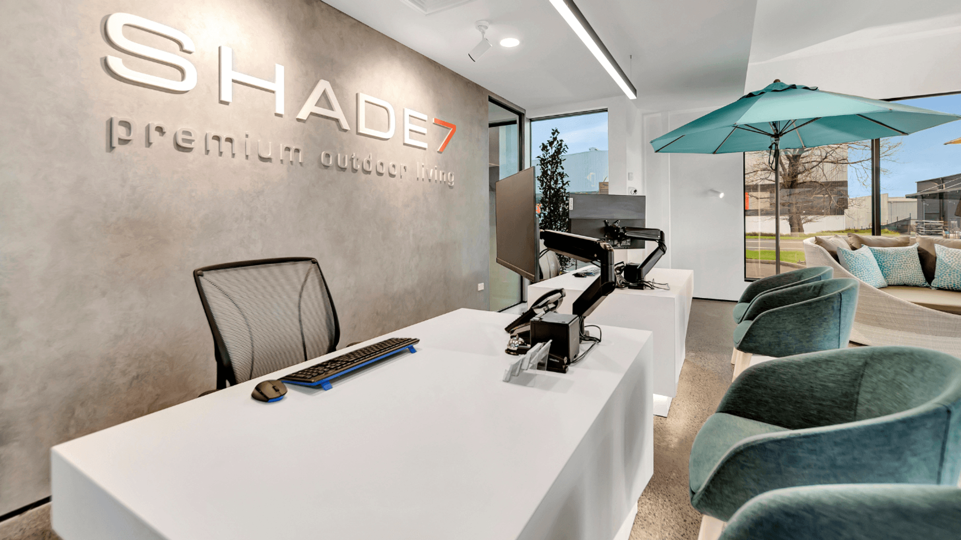 Shade 7 banner