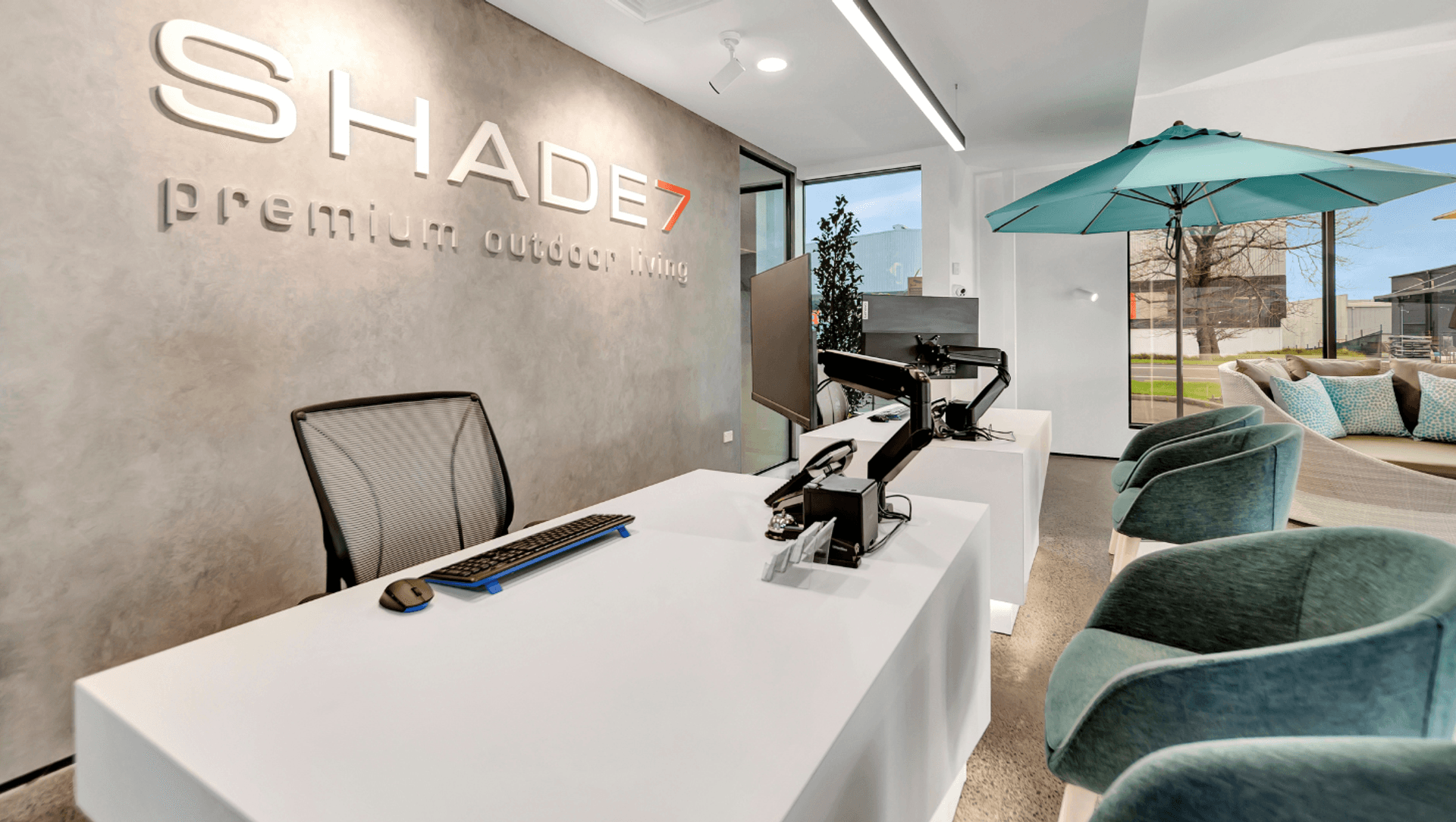 Shade 7 banner