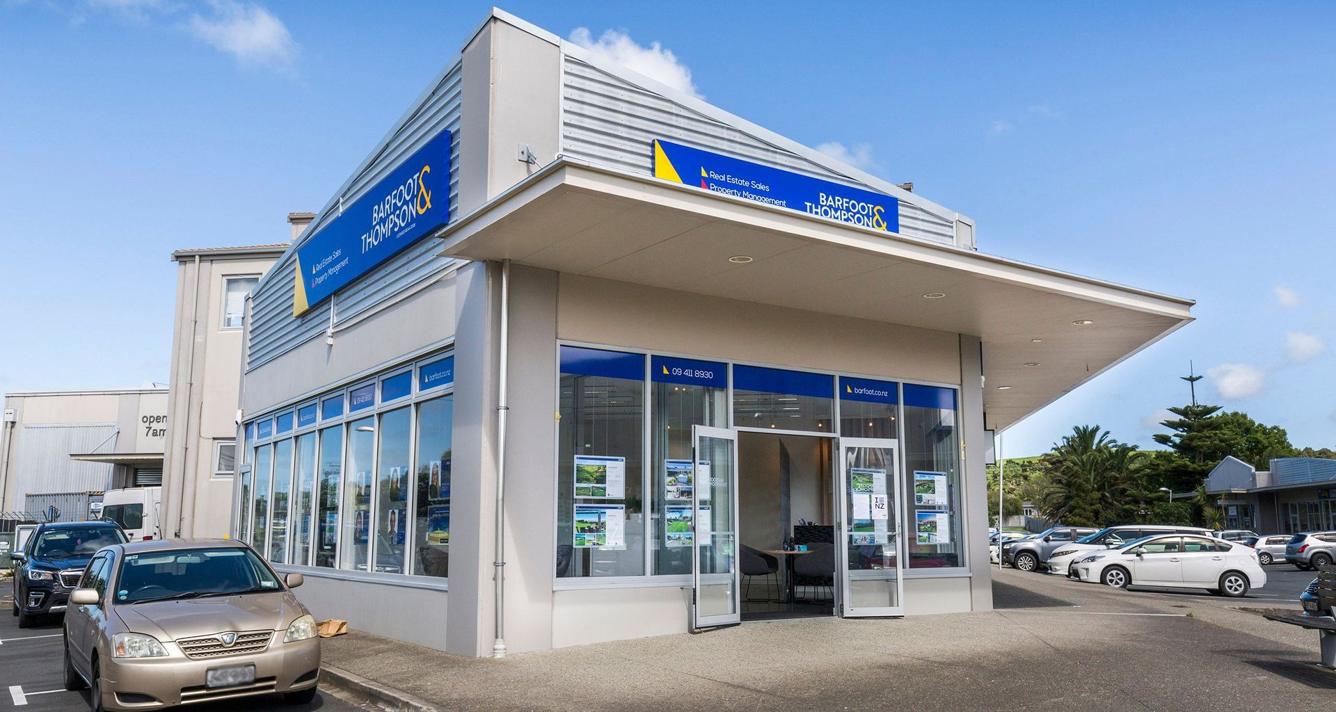 Barfoot & Thompson | Waimauku | Office Fit-out banner