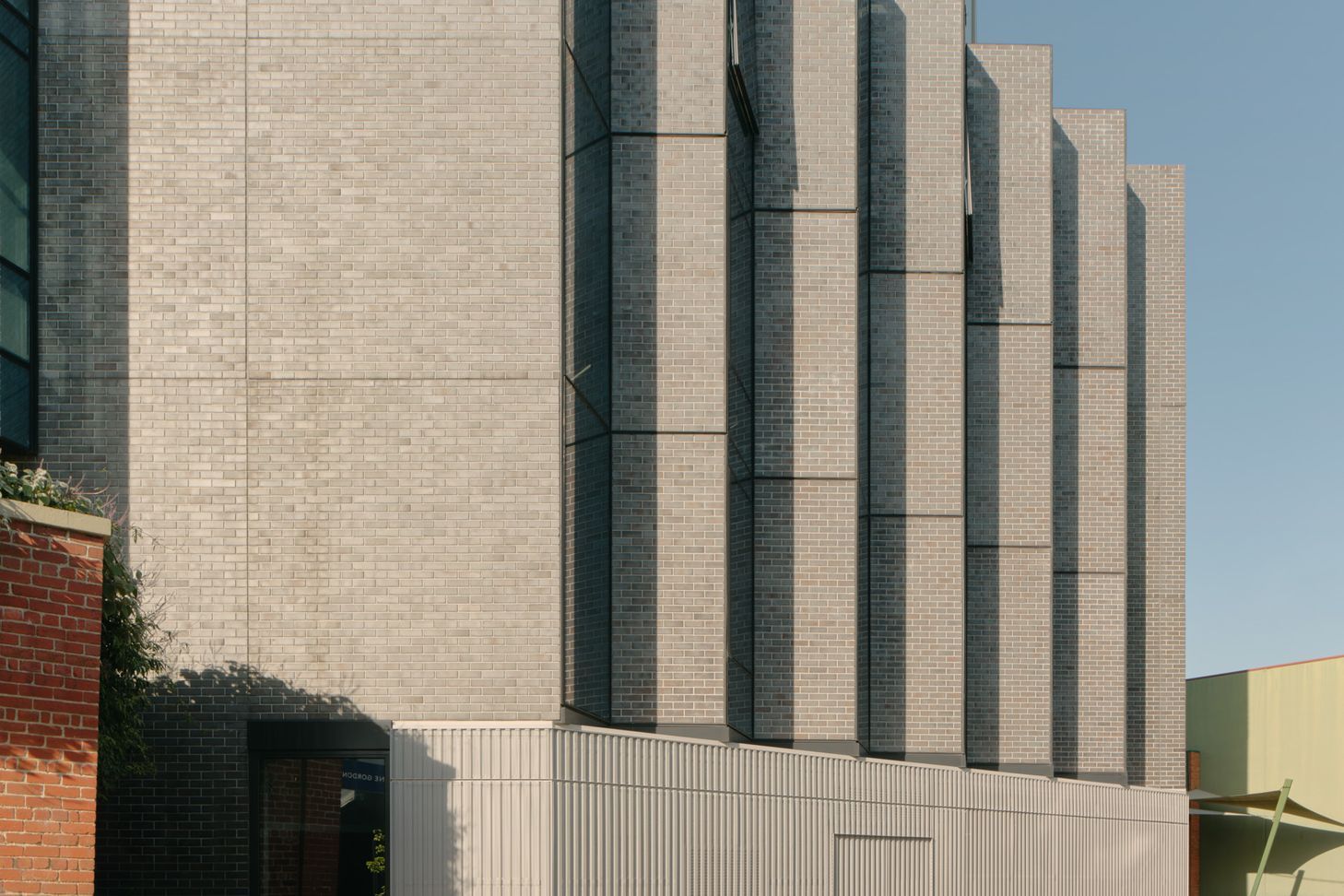 Brick-Inlay-Panels-Encore-Cremorne-Street-level.jpg