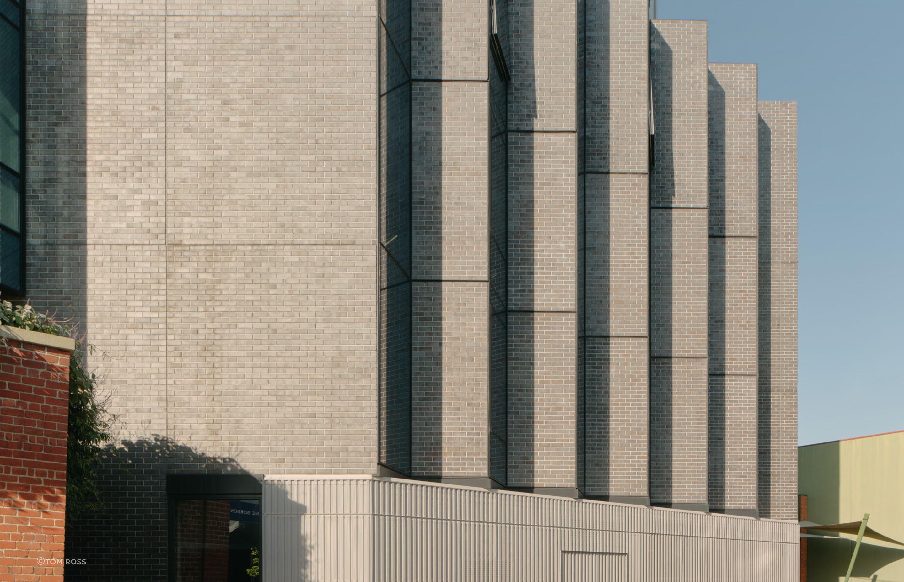 Brick-Inlay-Panels-Encore-Cremorne-Street-level.jpg