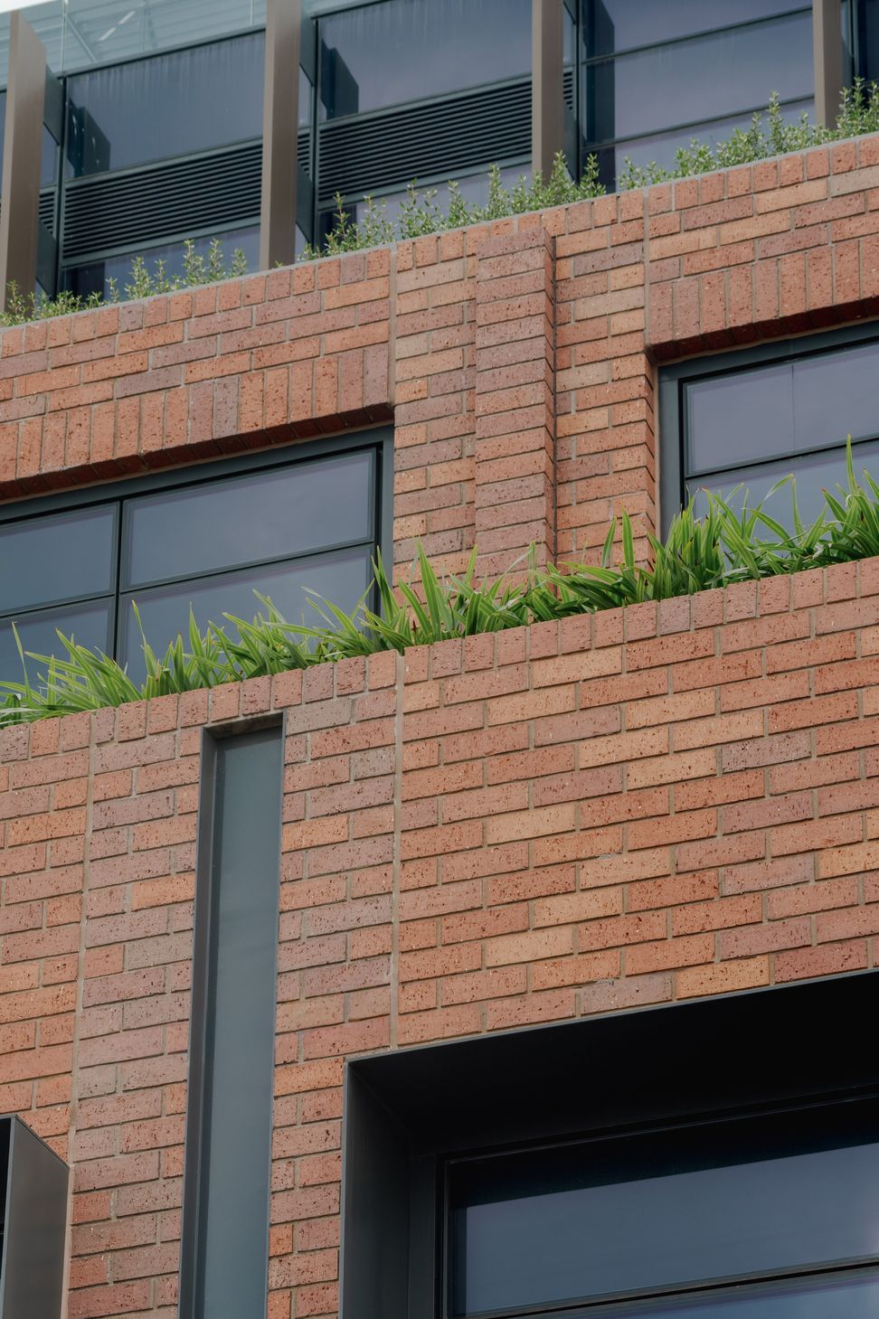 Brick-Inlay-Rustic-Red-Windsor-Place.jpg