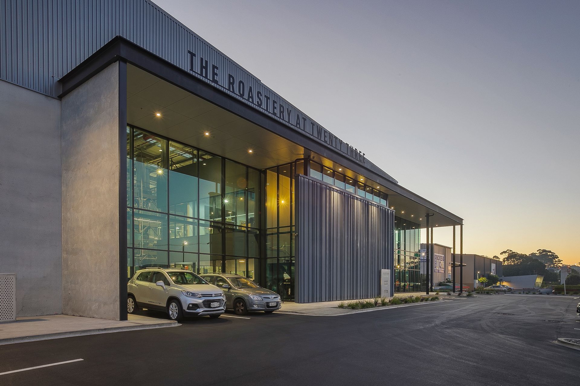 Broadway Property - Suntory