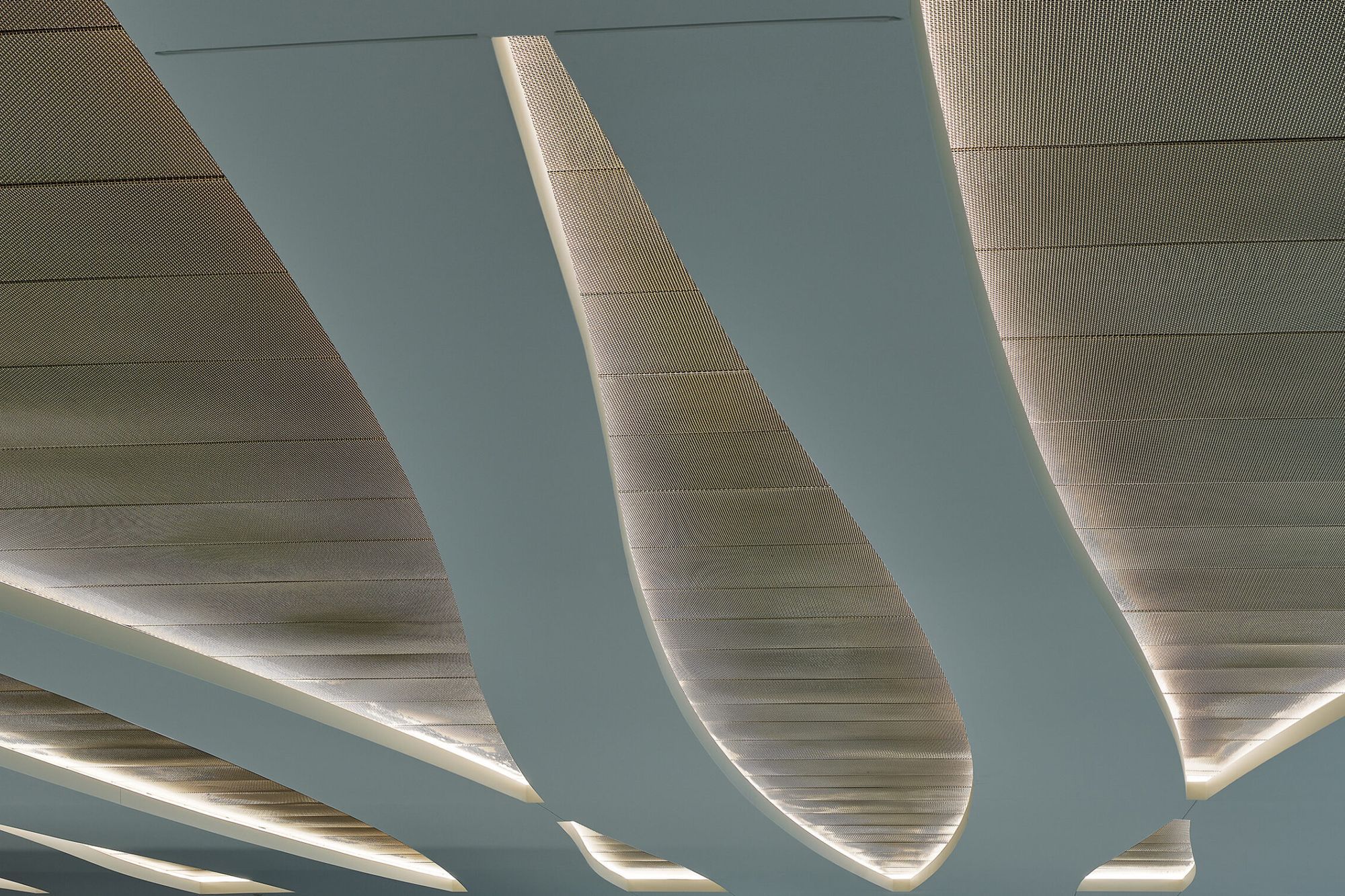 ConfidentialCorporateOffice0062700x1600-scaled.jpg