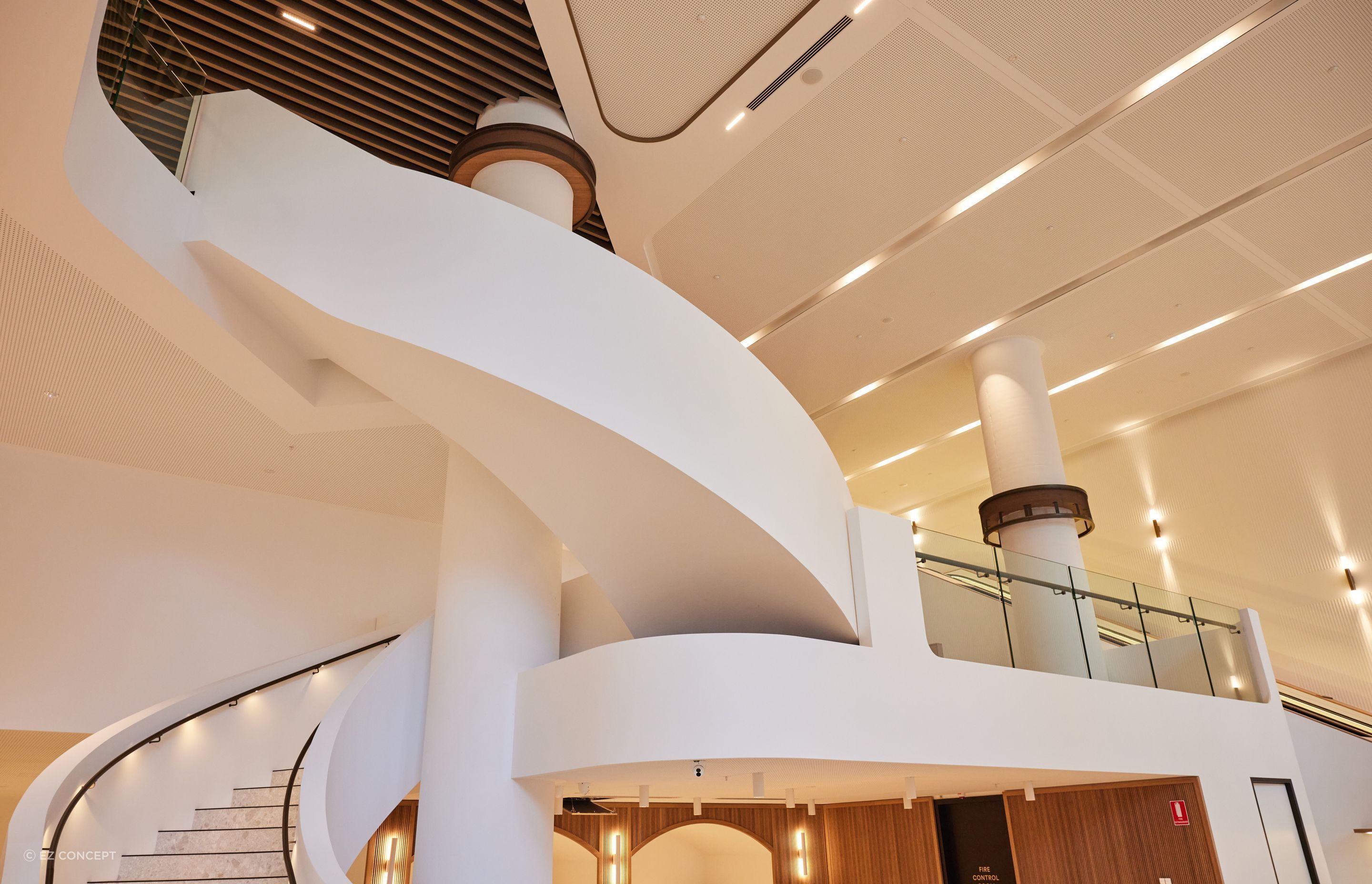 Curving-staircase-Landscape-1.jpg