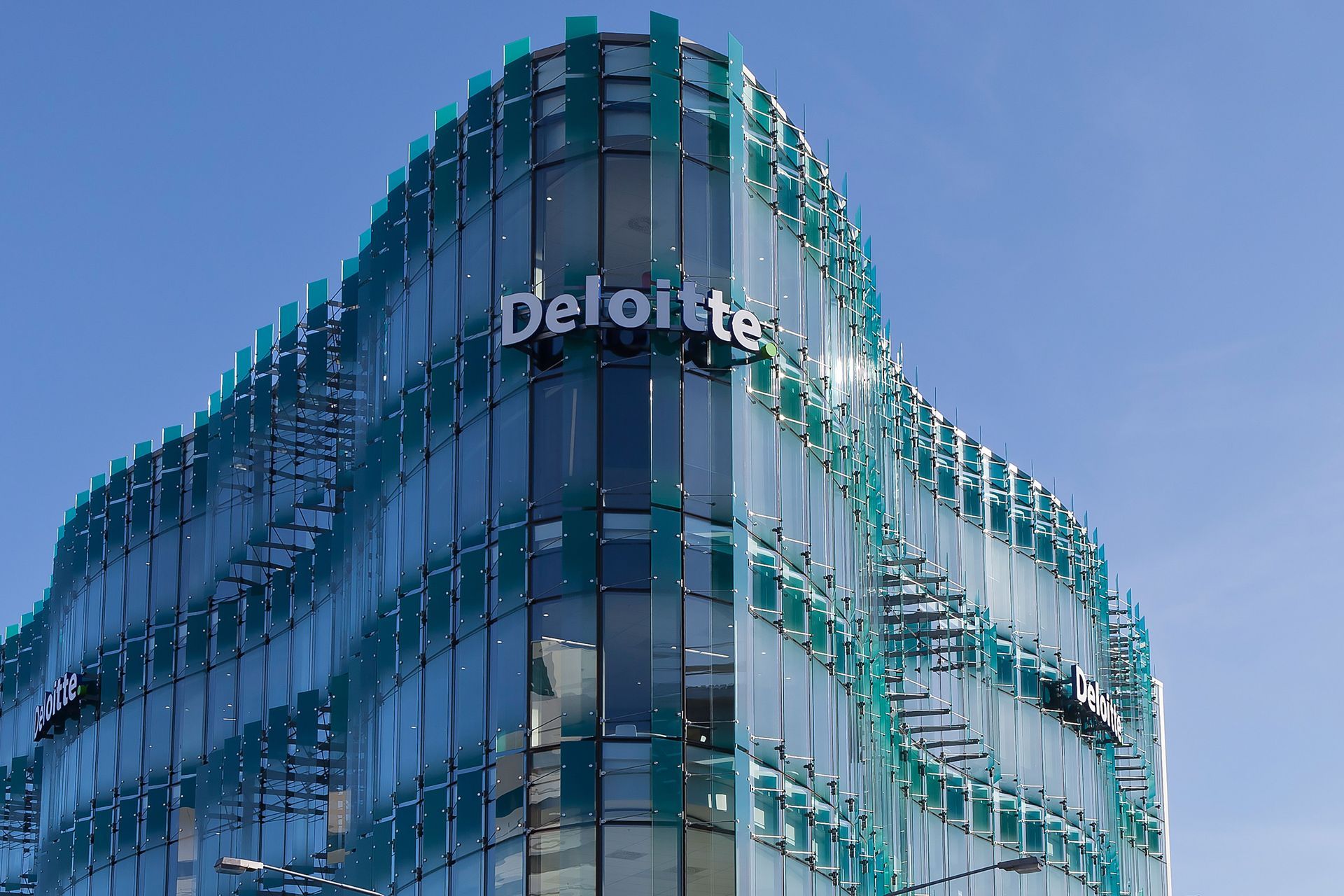 D&H Steel Construction - 155 Cambridge Terrace