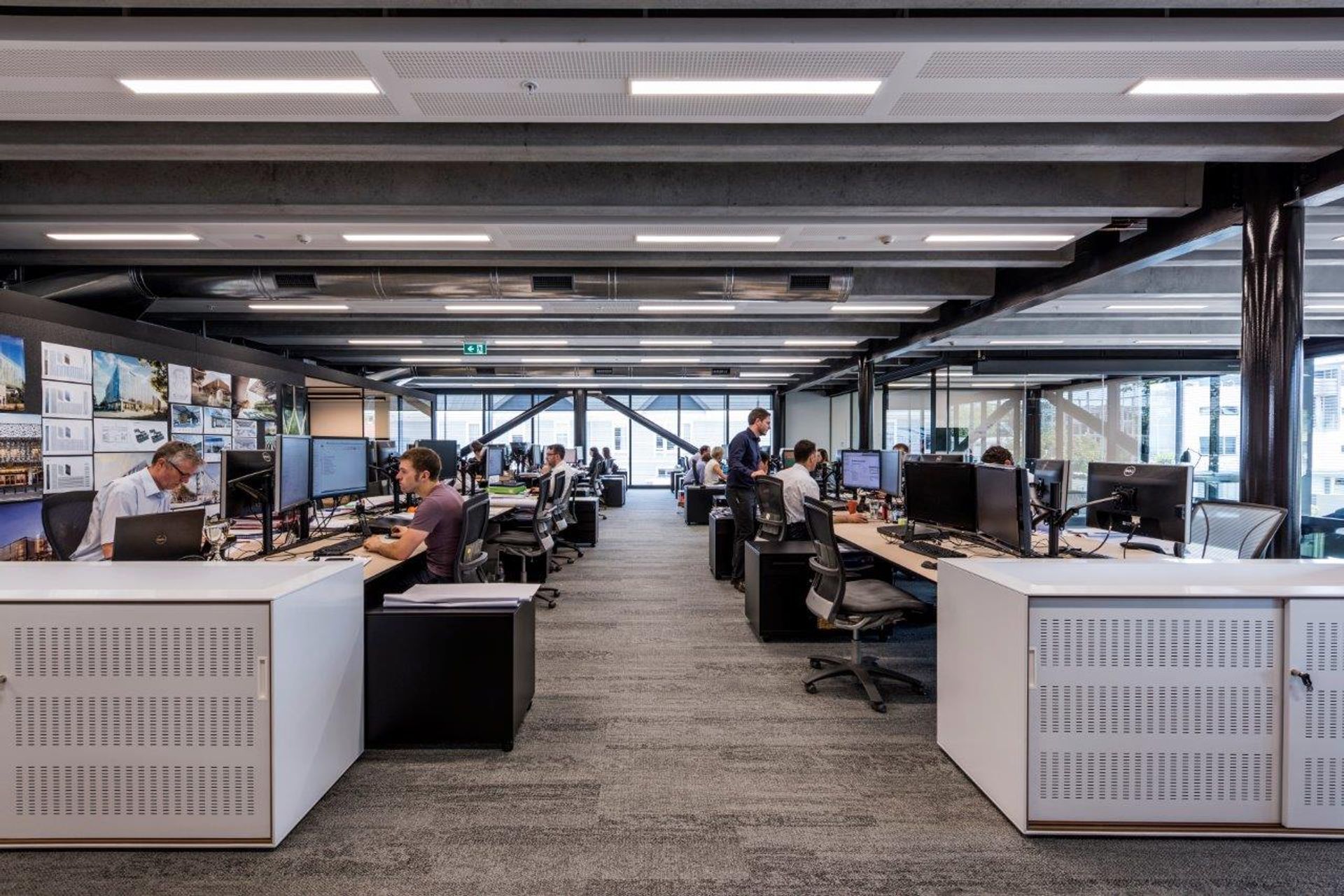 Warren &amp; Mahoney Fit Out