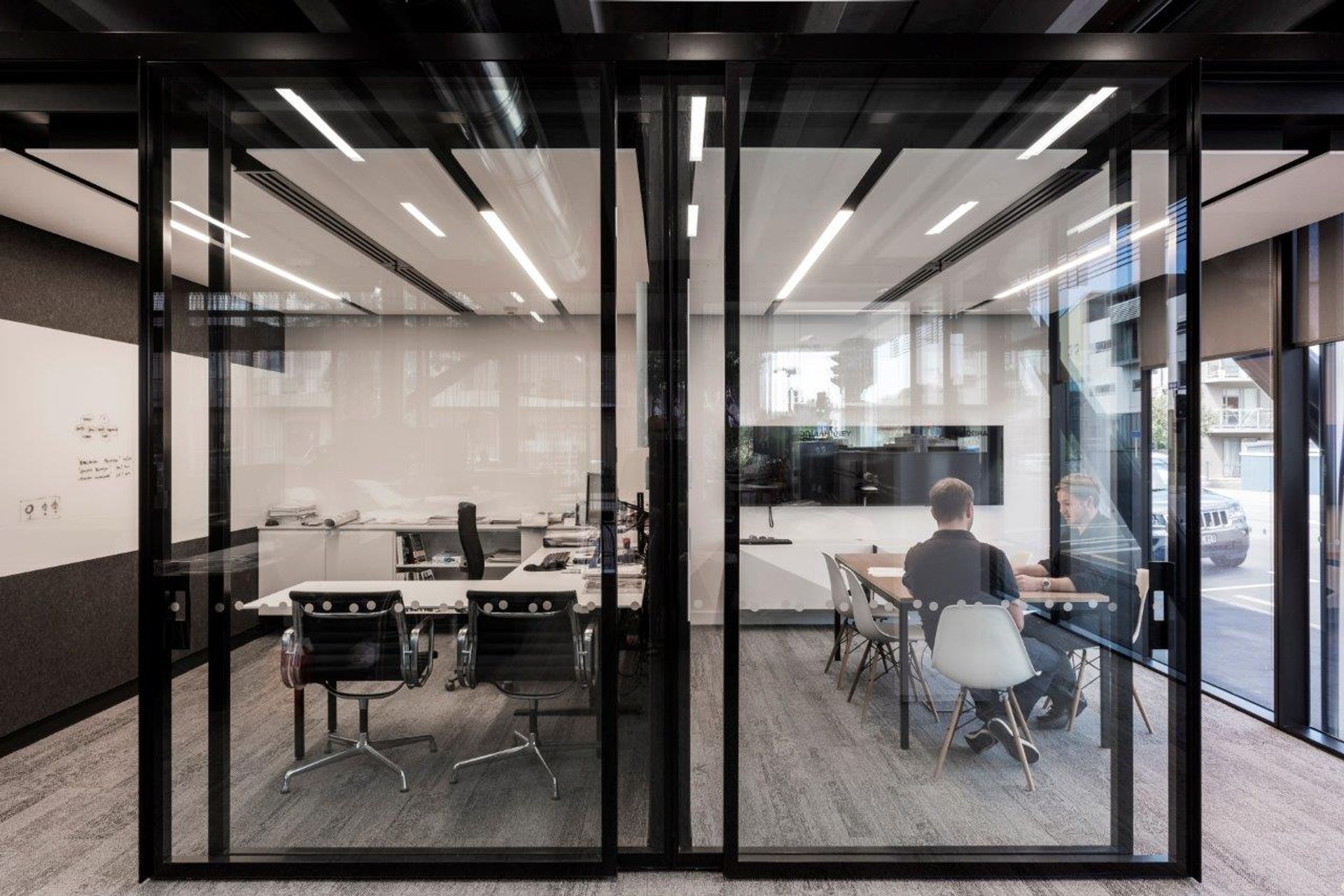 Warren &amp; Mahoney Fit Out