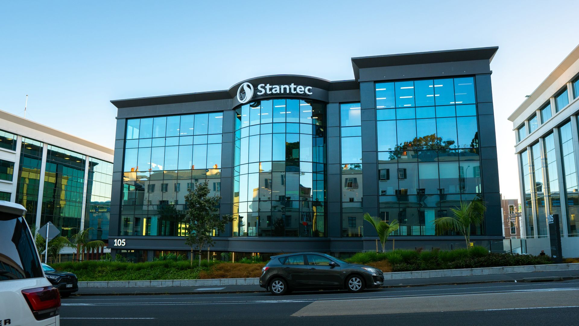 105 Carlton Gore Road, Newmarket banner