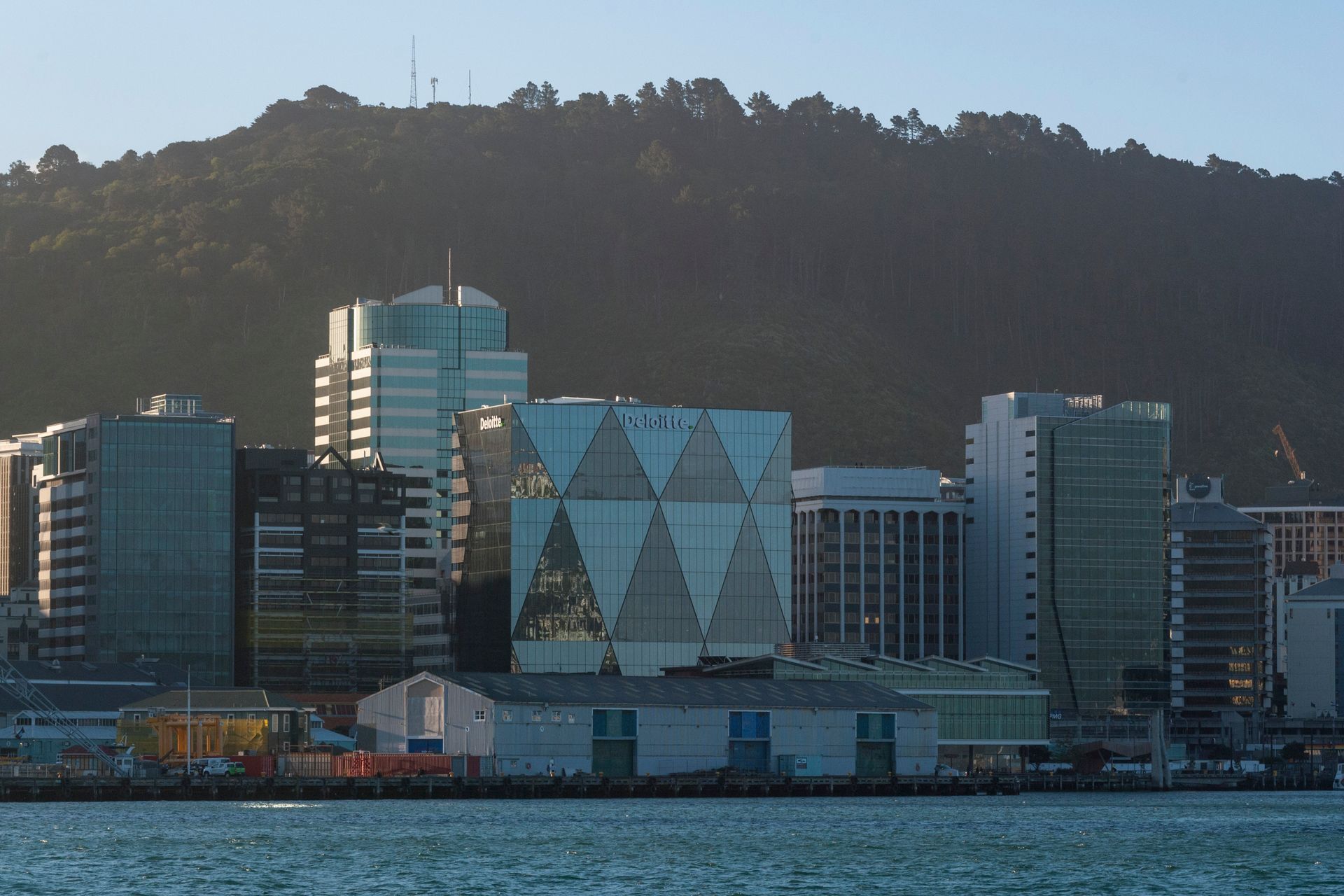 20 Customhouse Quay
