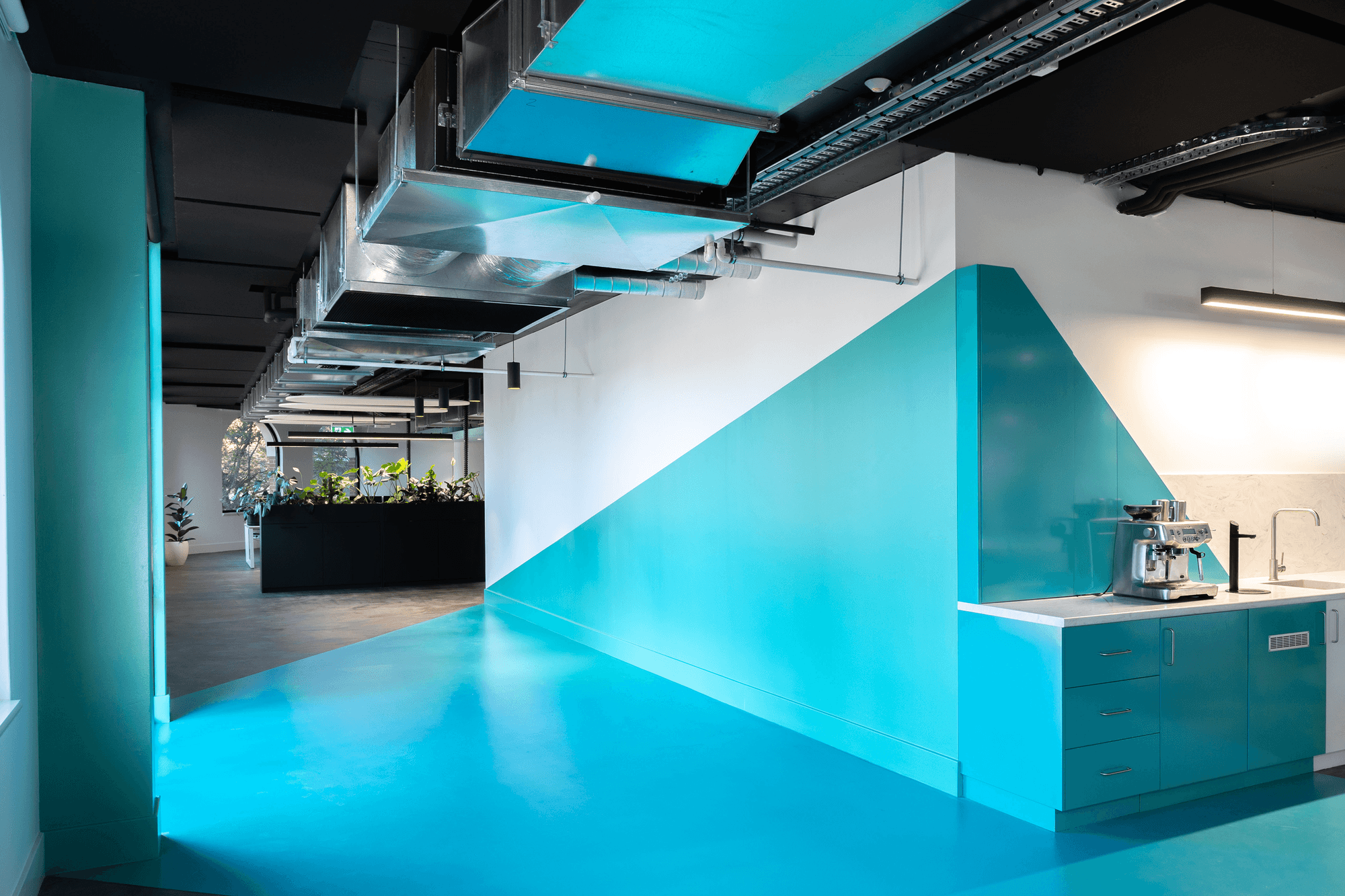 Photography: Andrew Purvis &amp; Unios Lighting