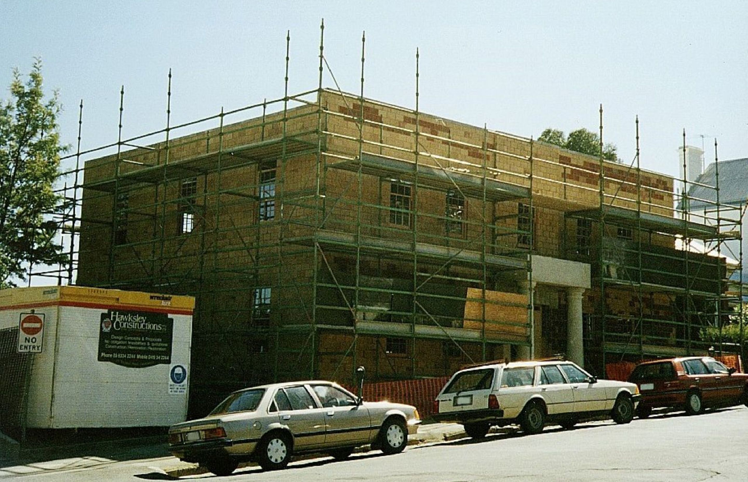 Structure Complete. Photography: Hawksley Developments