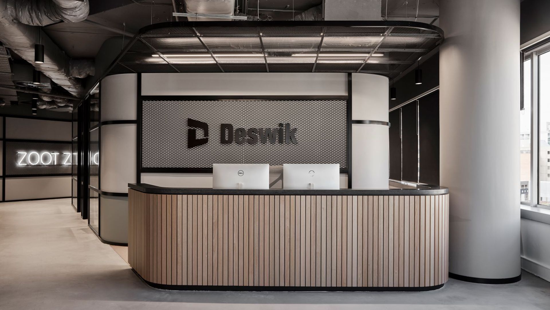Deswik Head Office banner