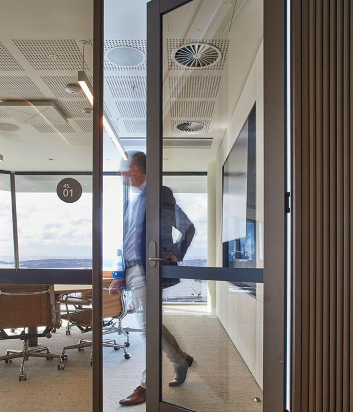 Entro-Deloitte-Syd-01.jpg