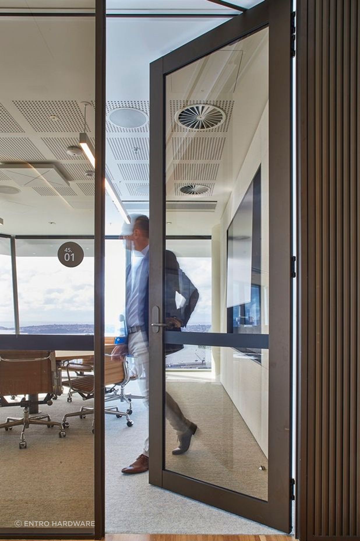 Entro-Deloitte-Syd-01.jpg