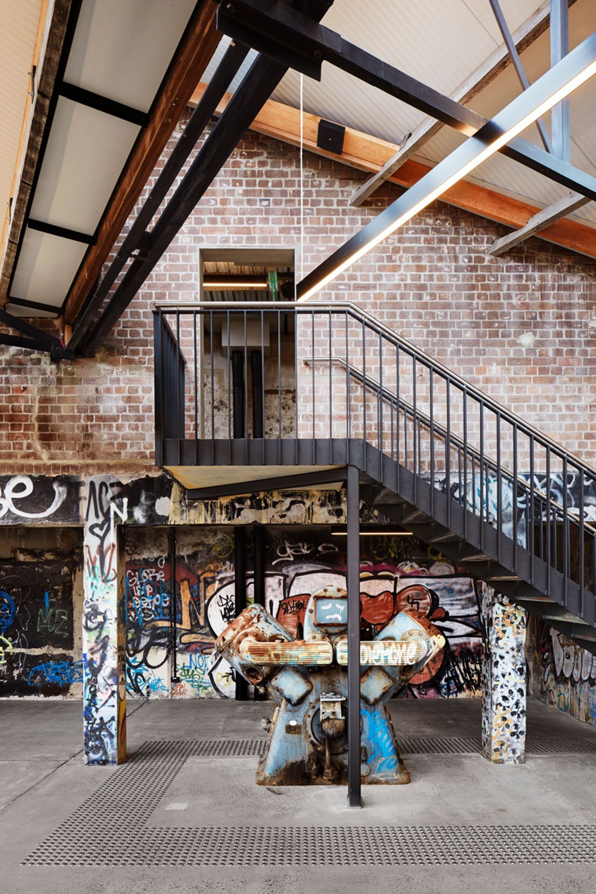 13 Bowden St