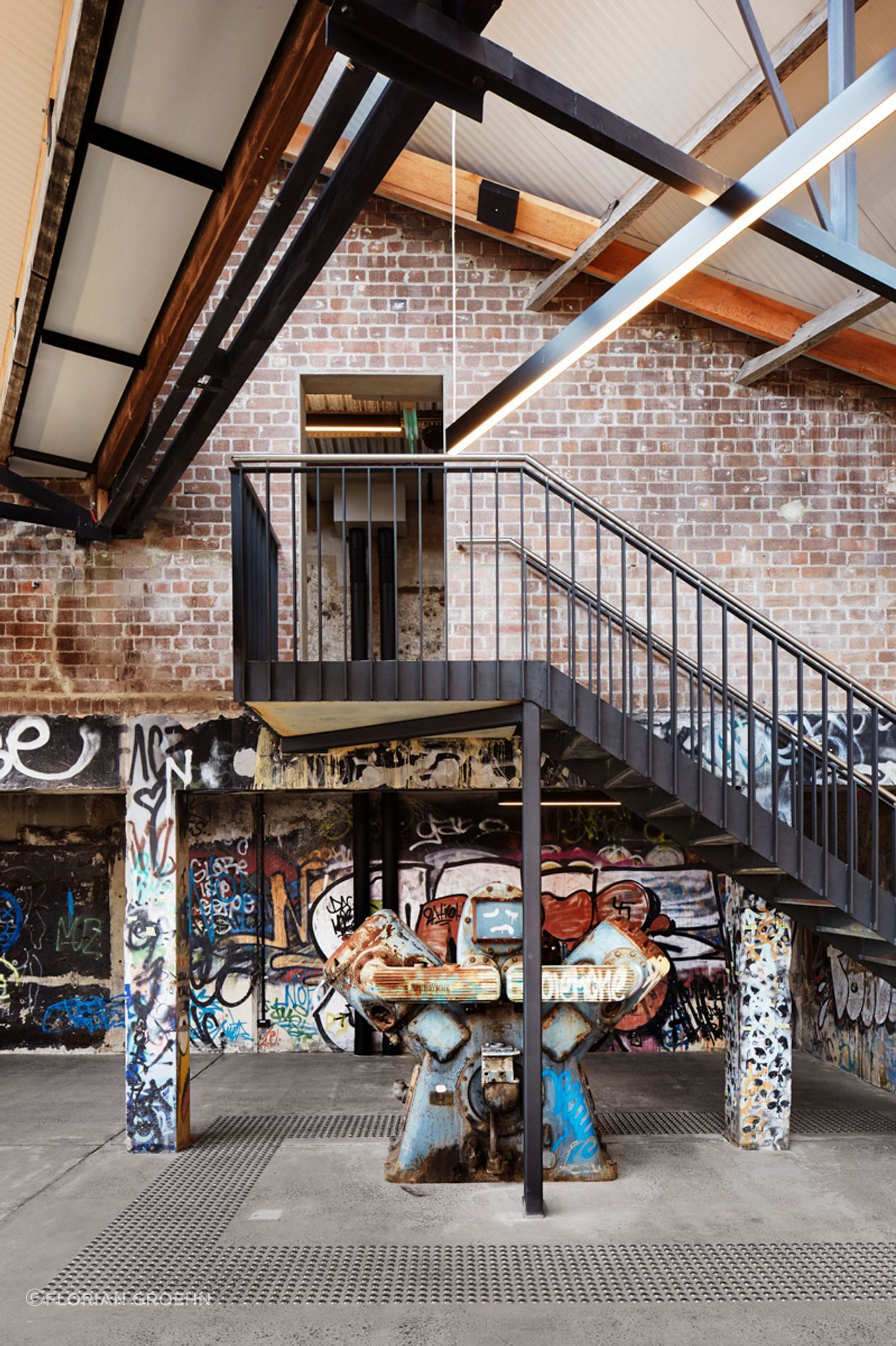 13 Bowden St