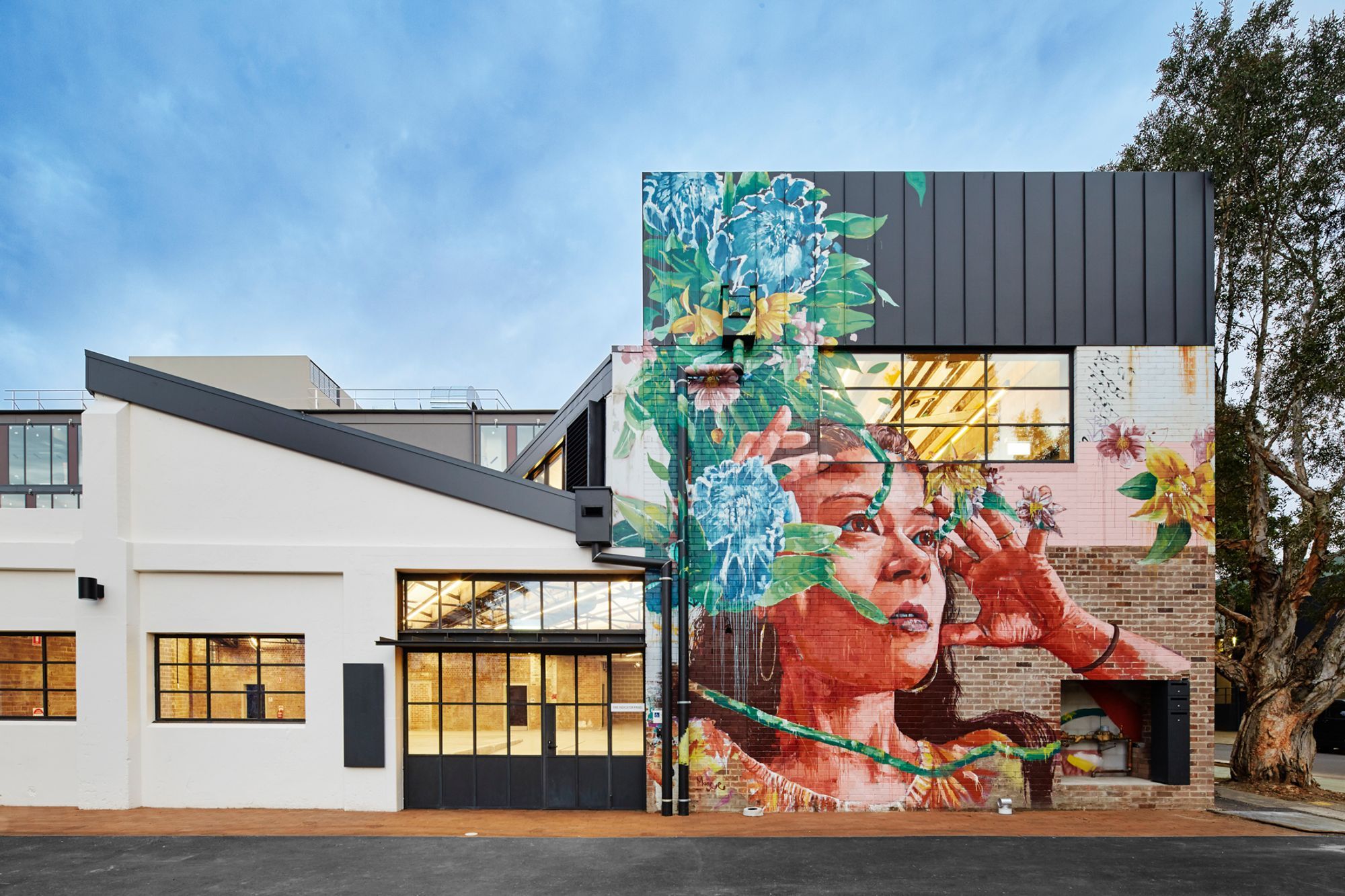 13 Bowden St