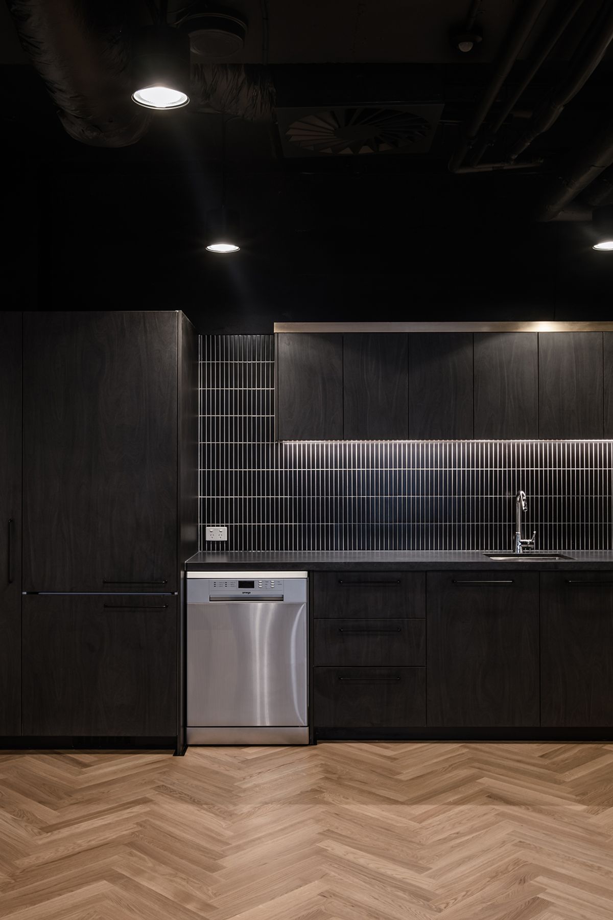 Avant-Garde Office Fitout, QLD