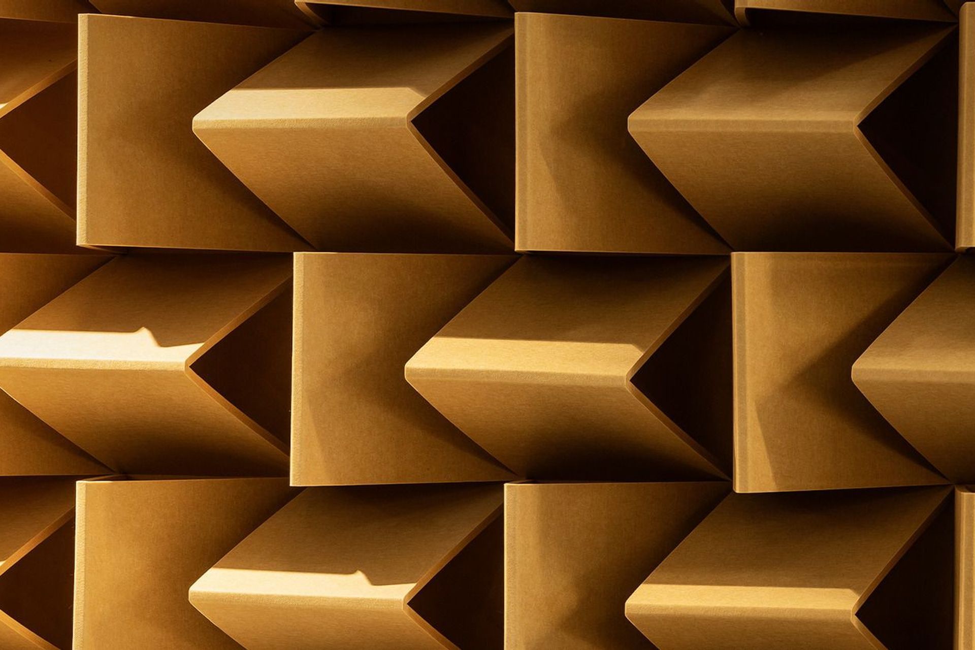 Mediaworks: Anechoic Sculpture Wall Spotlight