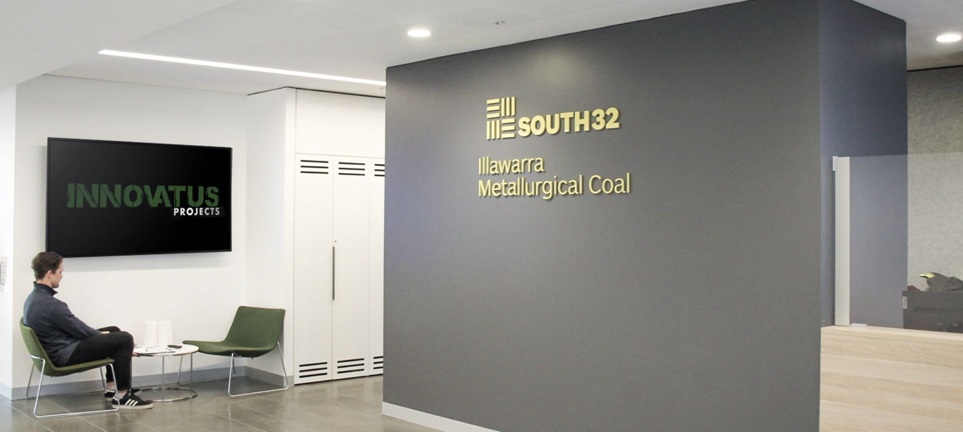 South 32 banner