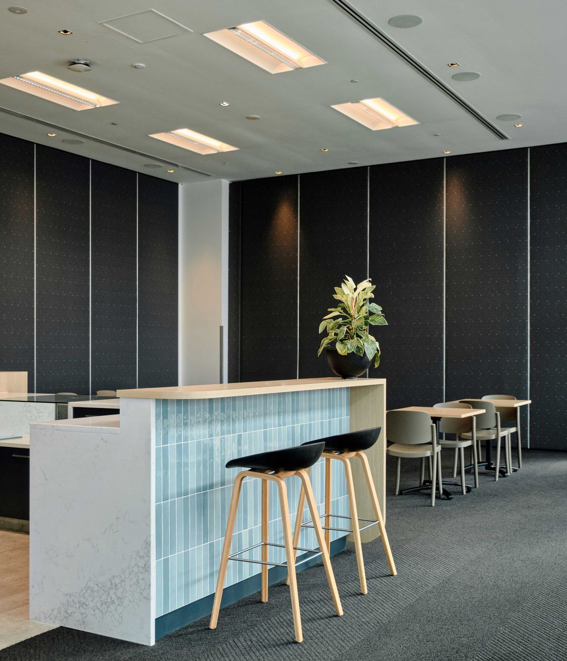 KPMG06.jpg