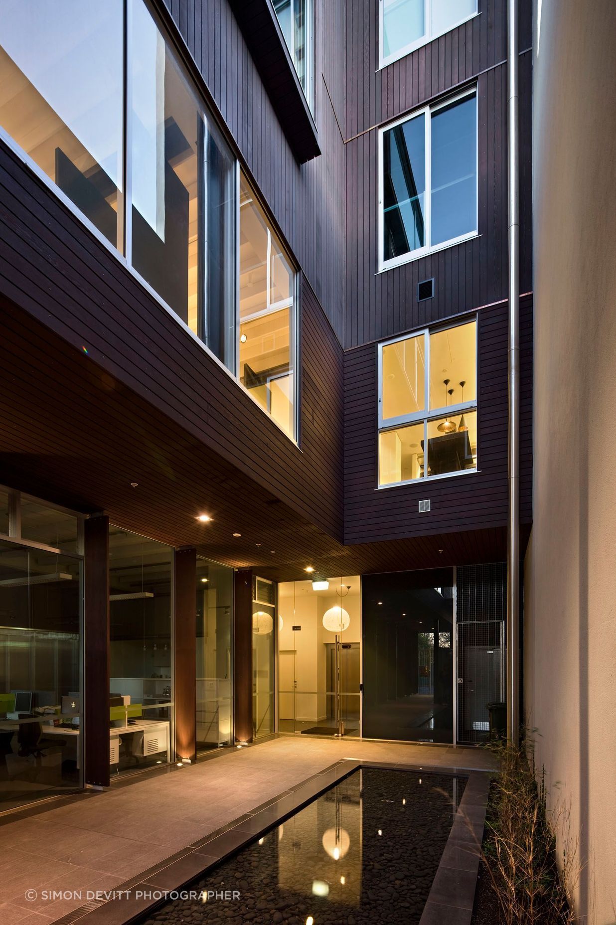 32 Drake Street