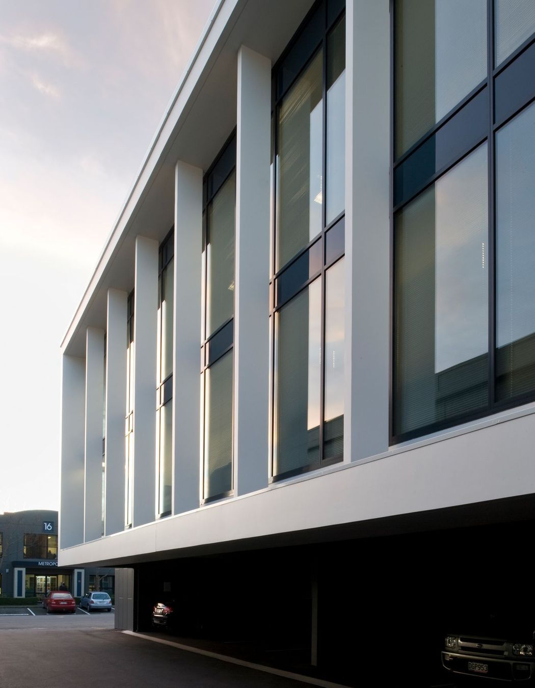 Leslie Hills Office Building