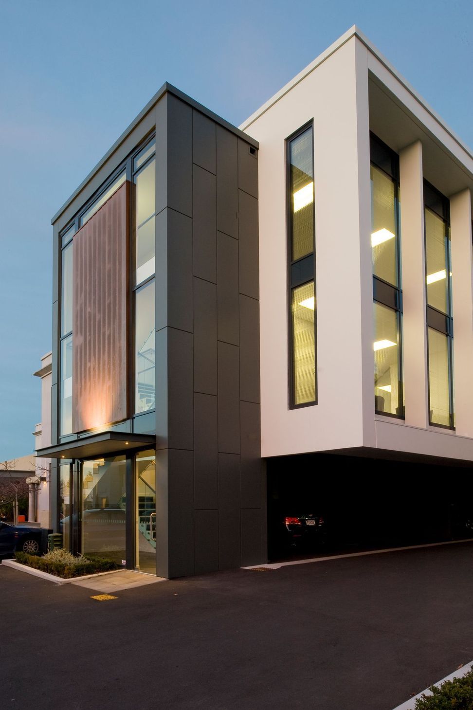 Leslie Hills Office Building