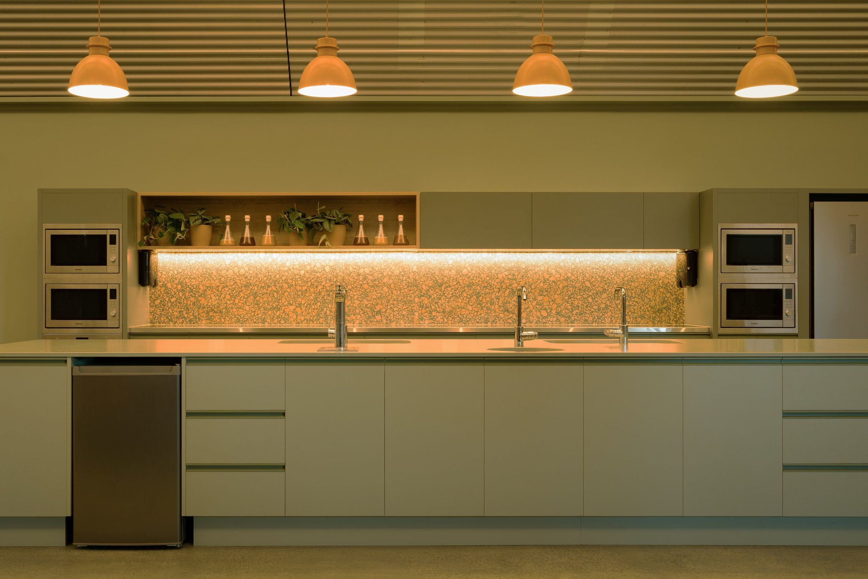 Lunchroomkitchen2web.jpg