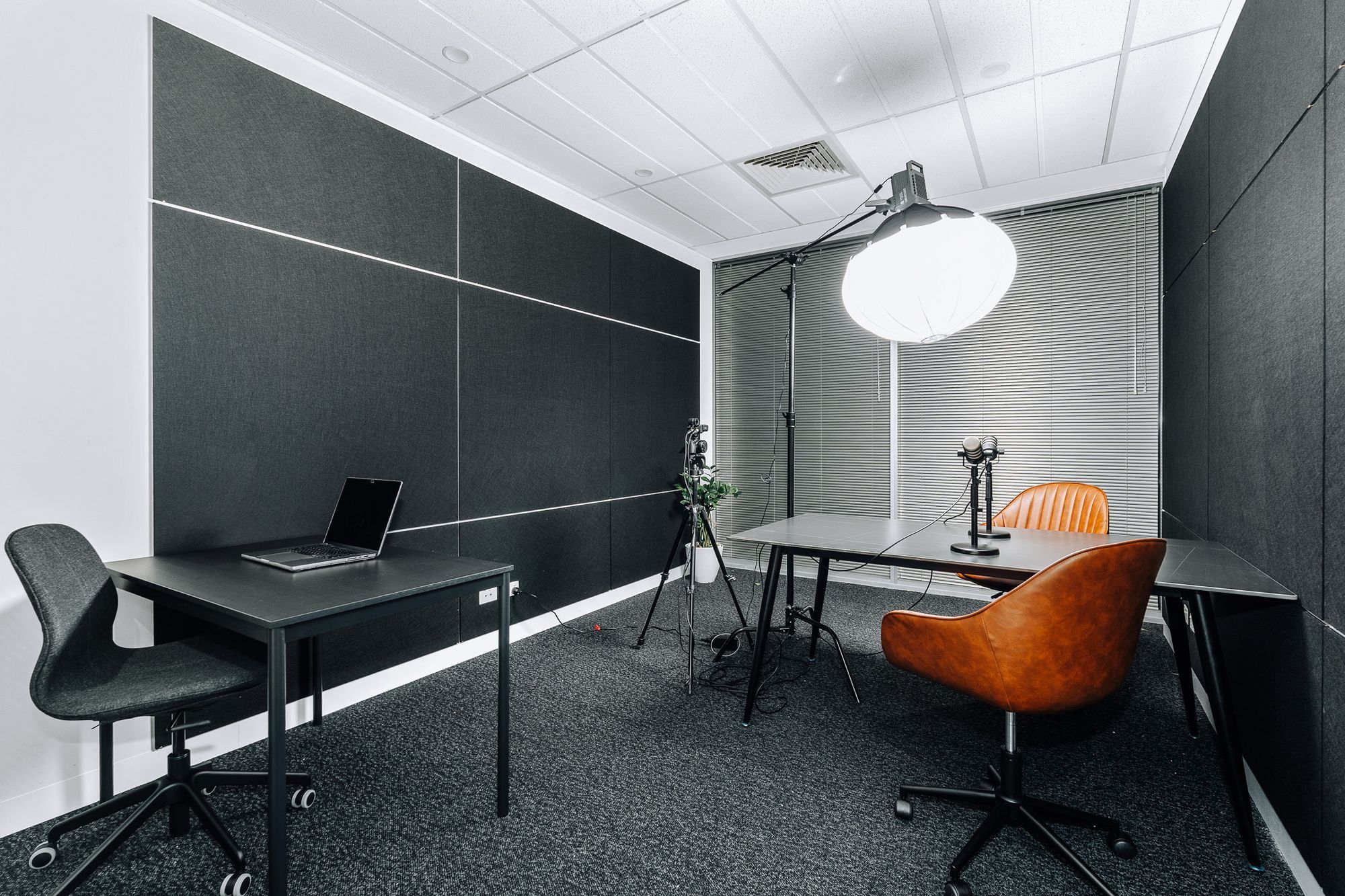 Podcast-Room-2-WR.jpg