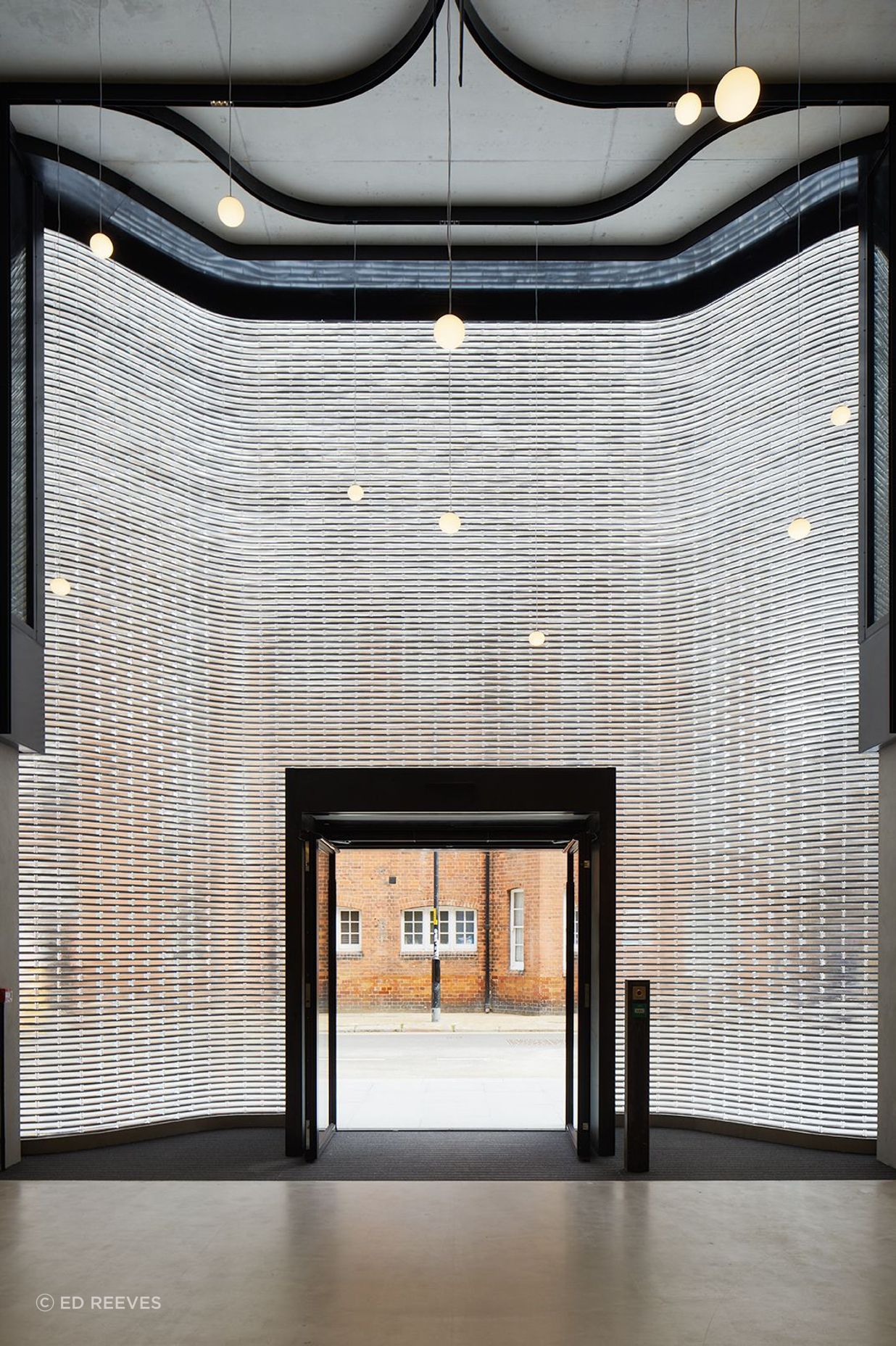 Poesia-mottled-bricks-Southworks-inside.jpg