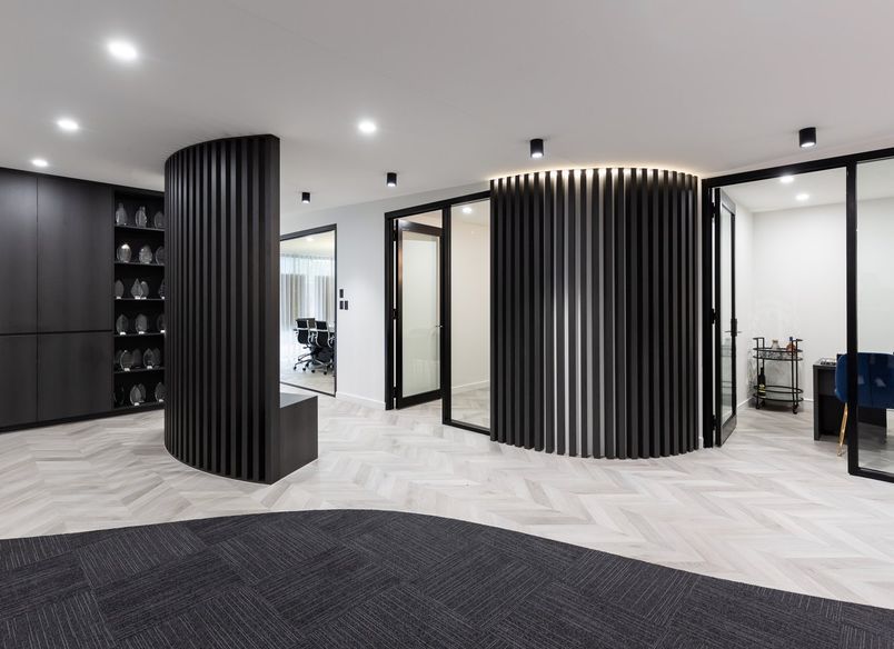 P R O J E C T  ||          R A Y   W H I T E   ||  D G