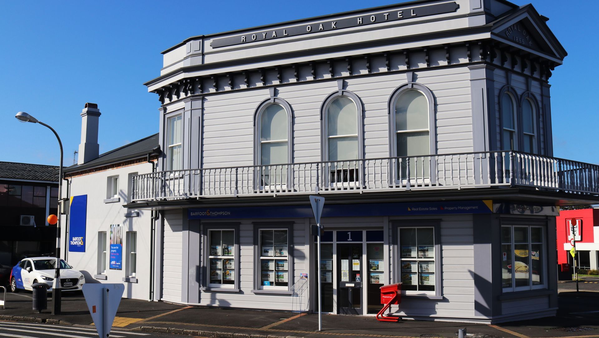 Barfoot & Thompson | Royal Oak | Restoration banner