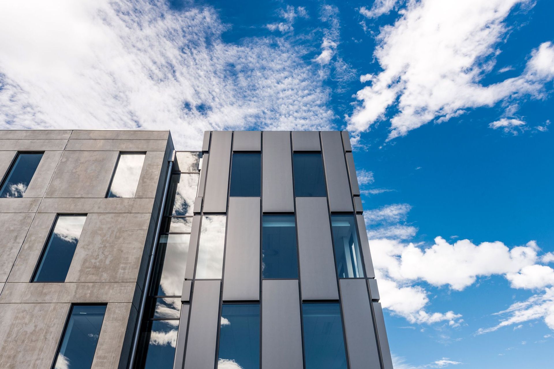 New Office Building At Show Place